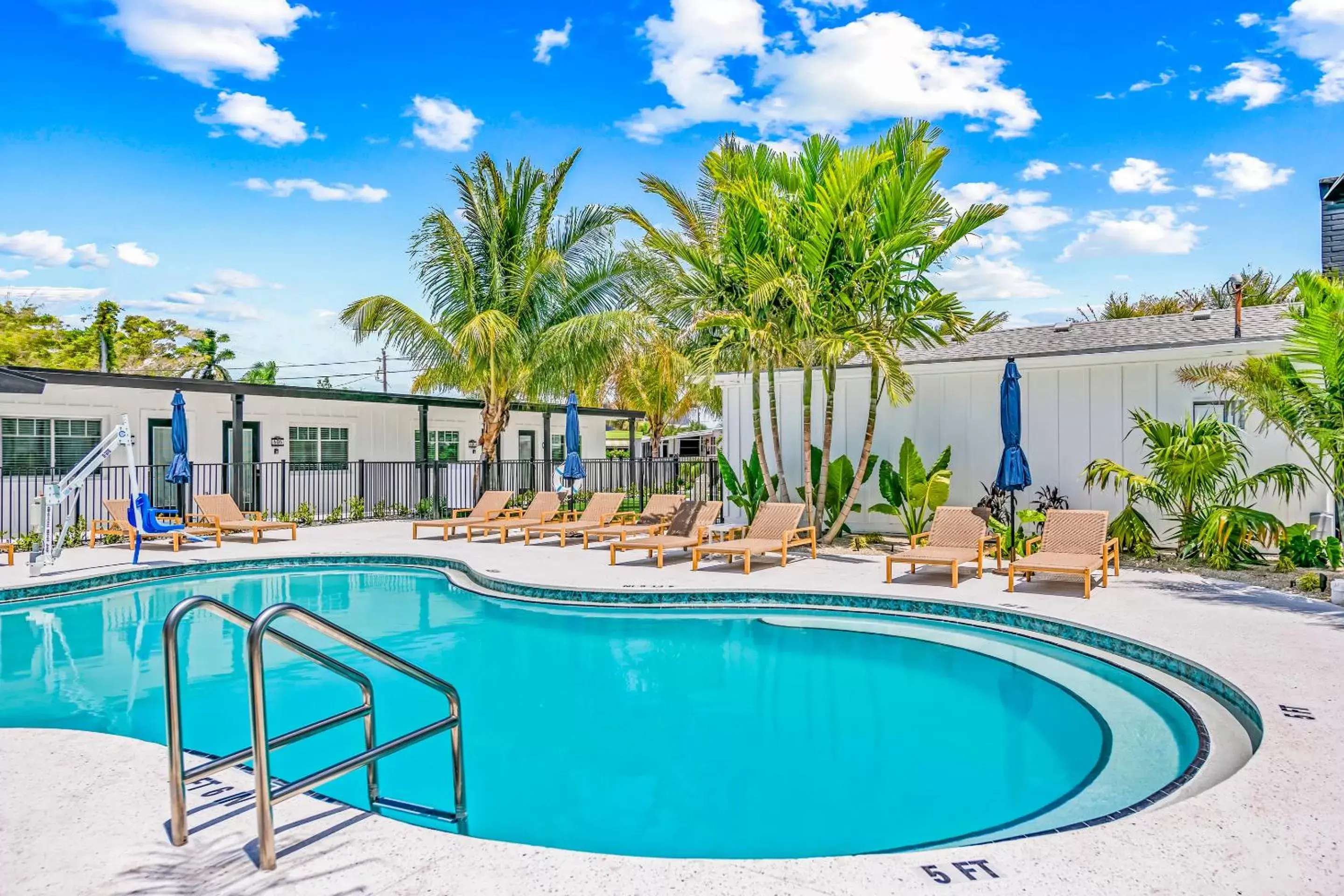 Swimming Pool in Pelican Post at Anna Maria Island Inn