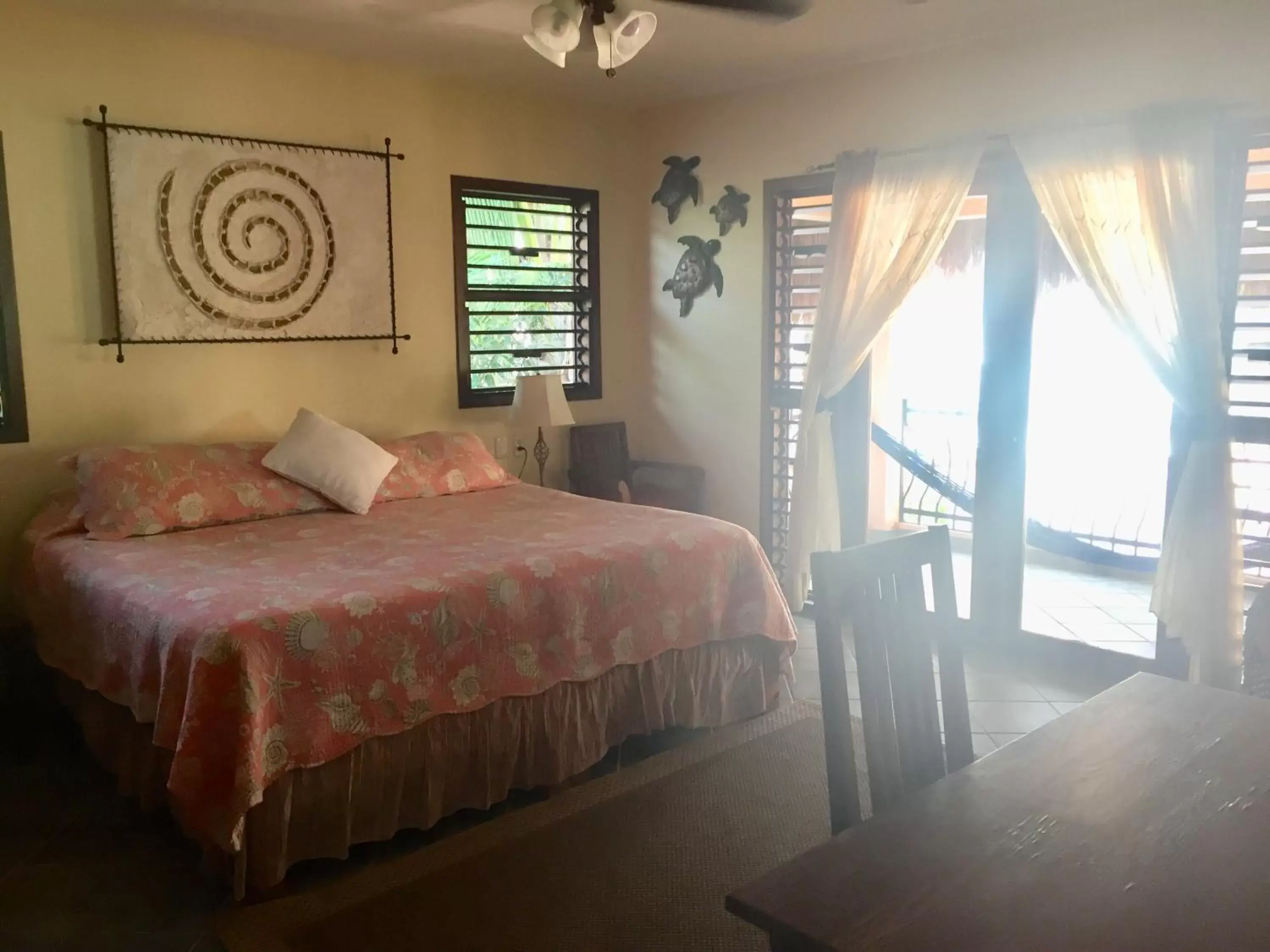 Bed in Nah Uxibal Villa and Casitas