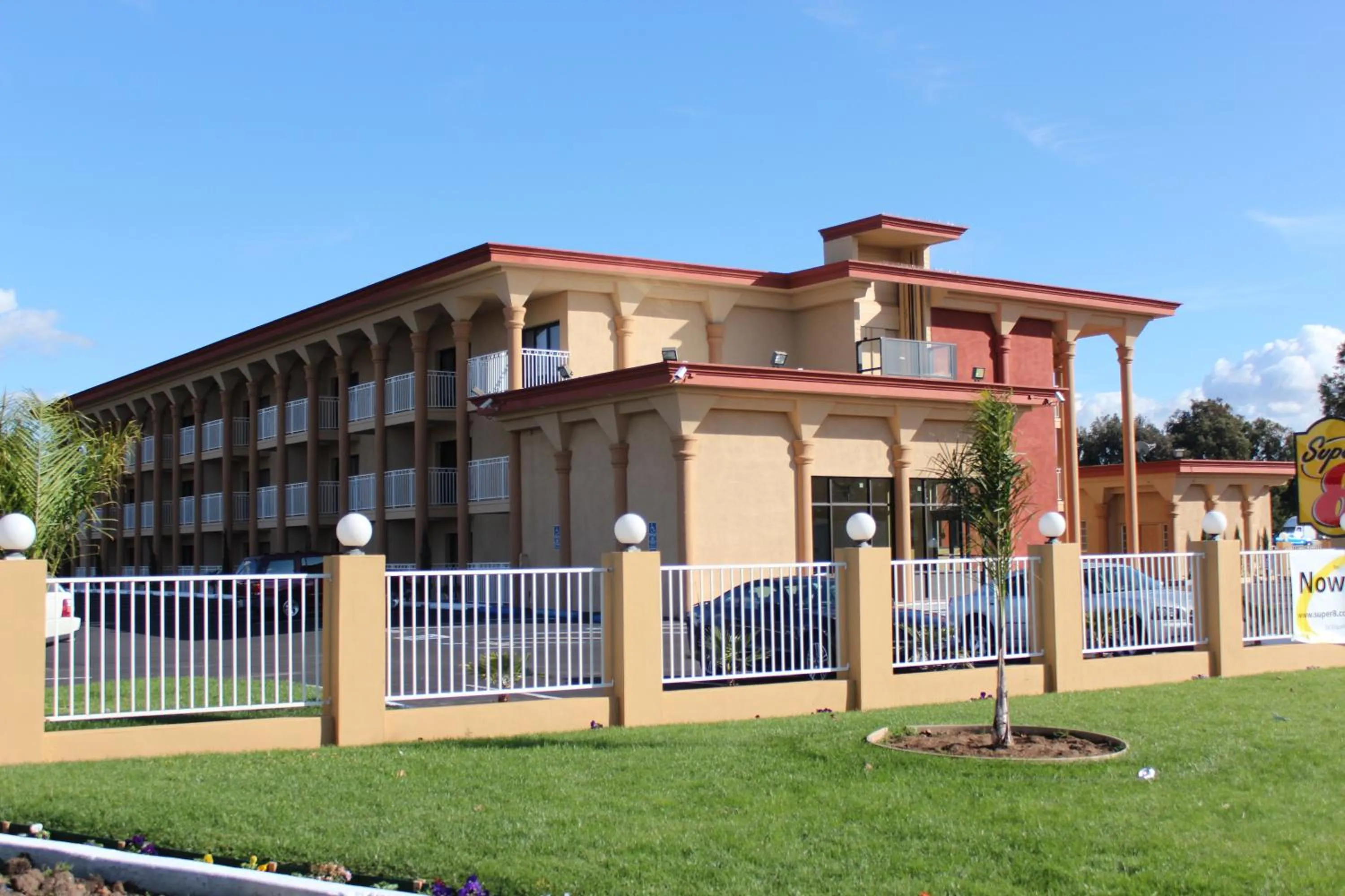 Day in Super 8 by Wyndham Vallejo/Napa Valley