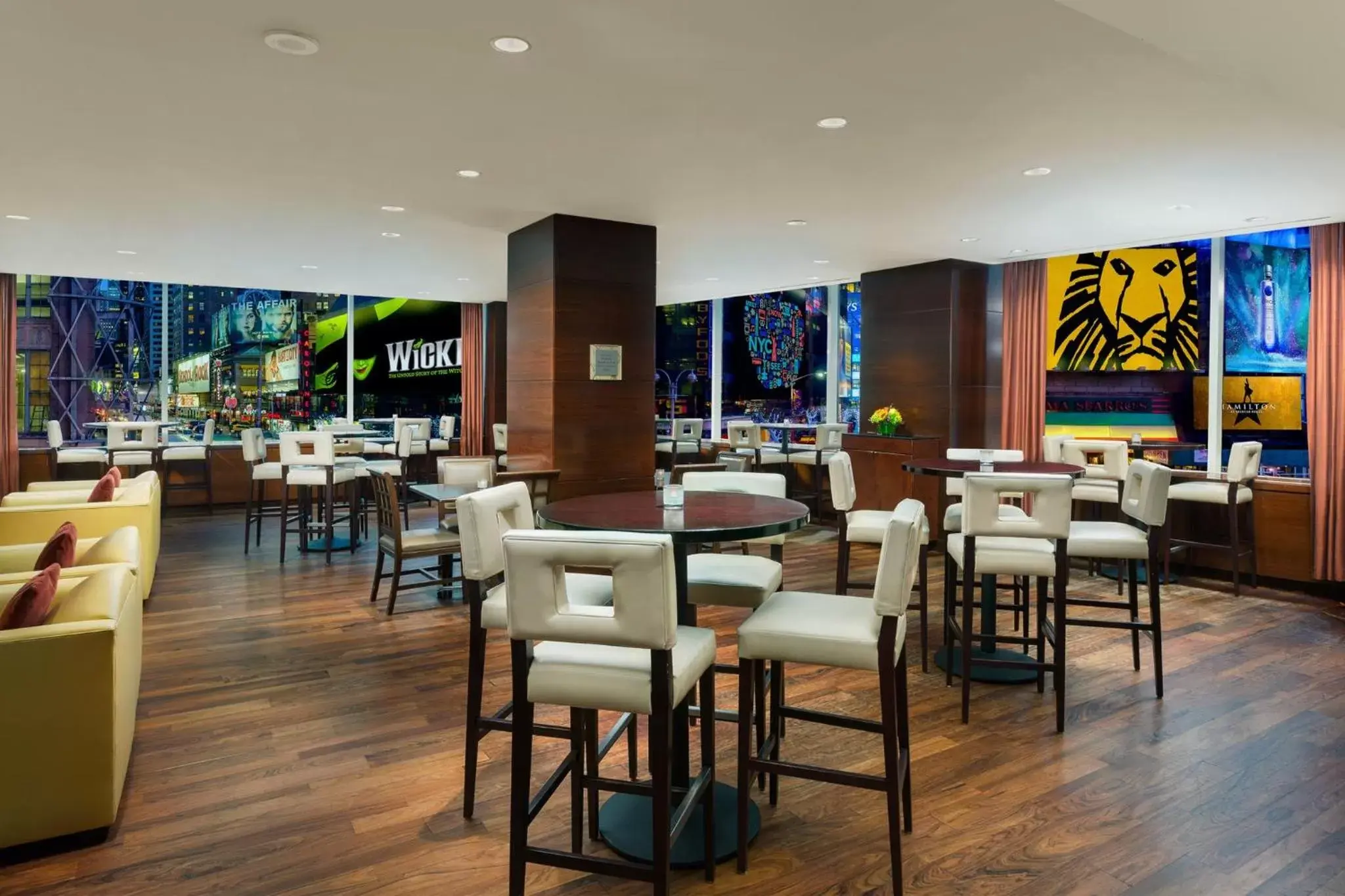 Restaurant/Places to Eat in Crowne Plaza Times Square Manhattan, an IHG Hotel
