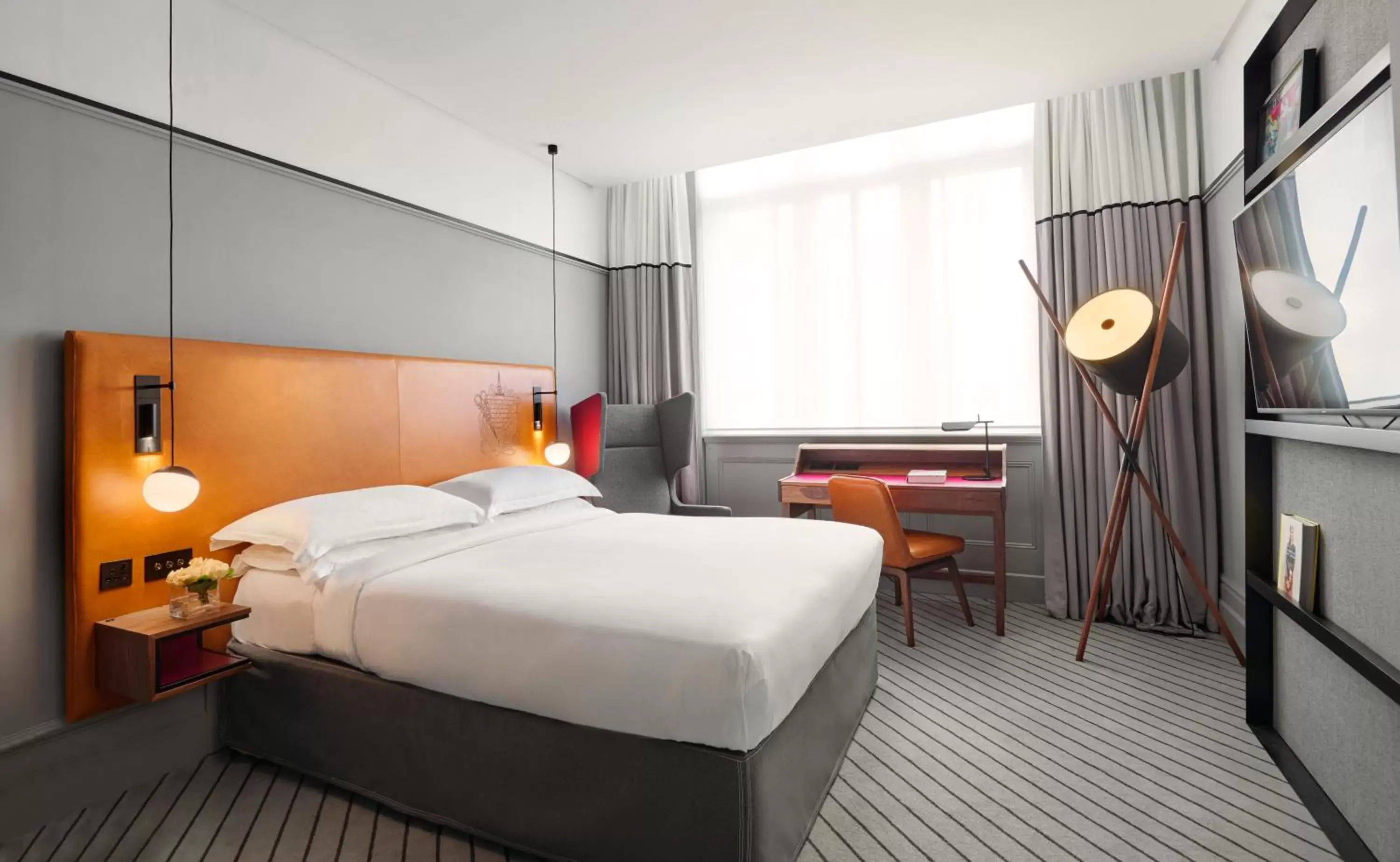 Queen Room in Andaz London Liverpool Street - a Concept by Hyatt