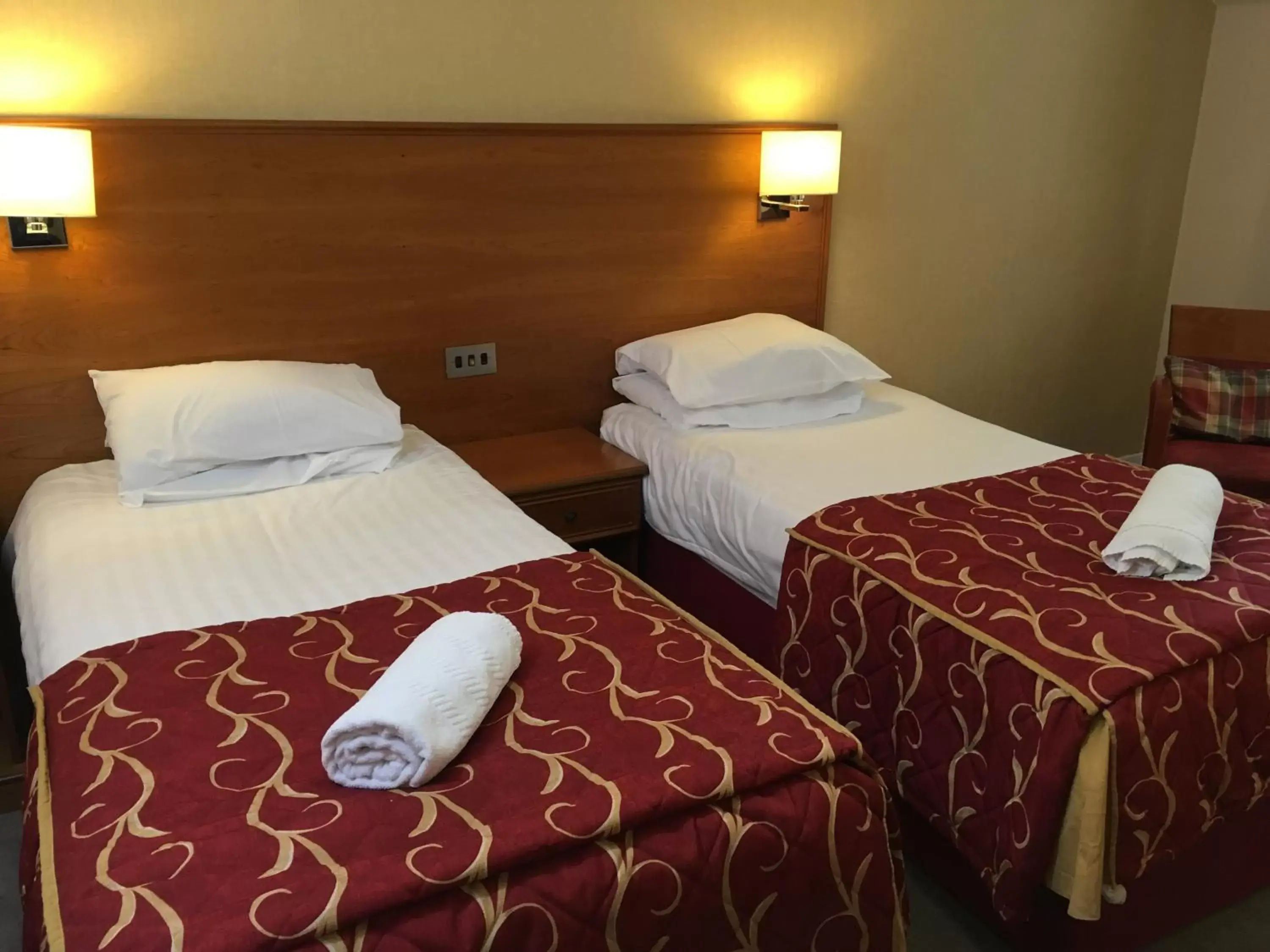Bed, Room Photo in The Winnock Hotel