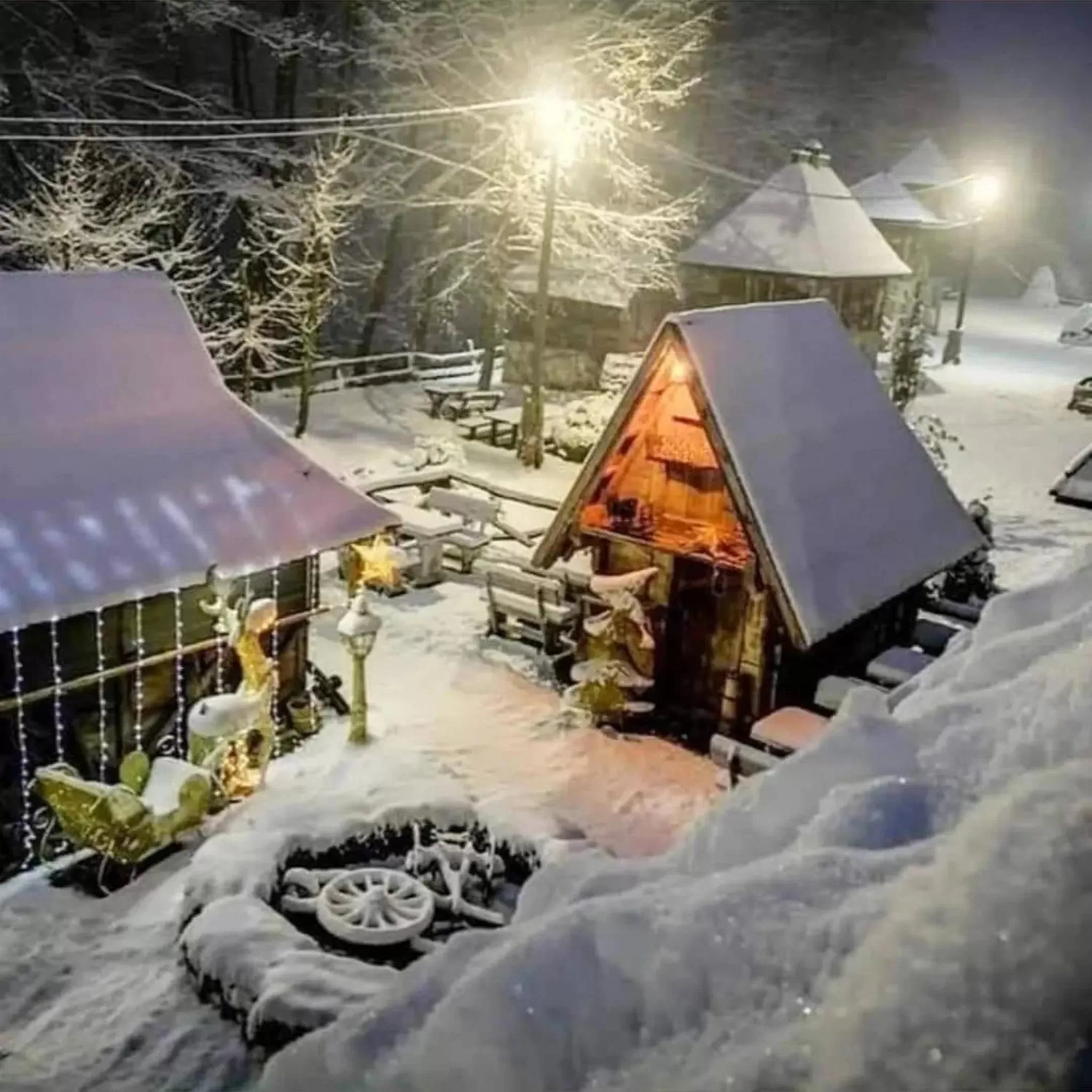 Night in Kraljevsko selo Kotromanićevo