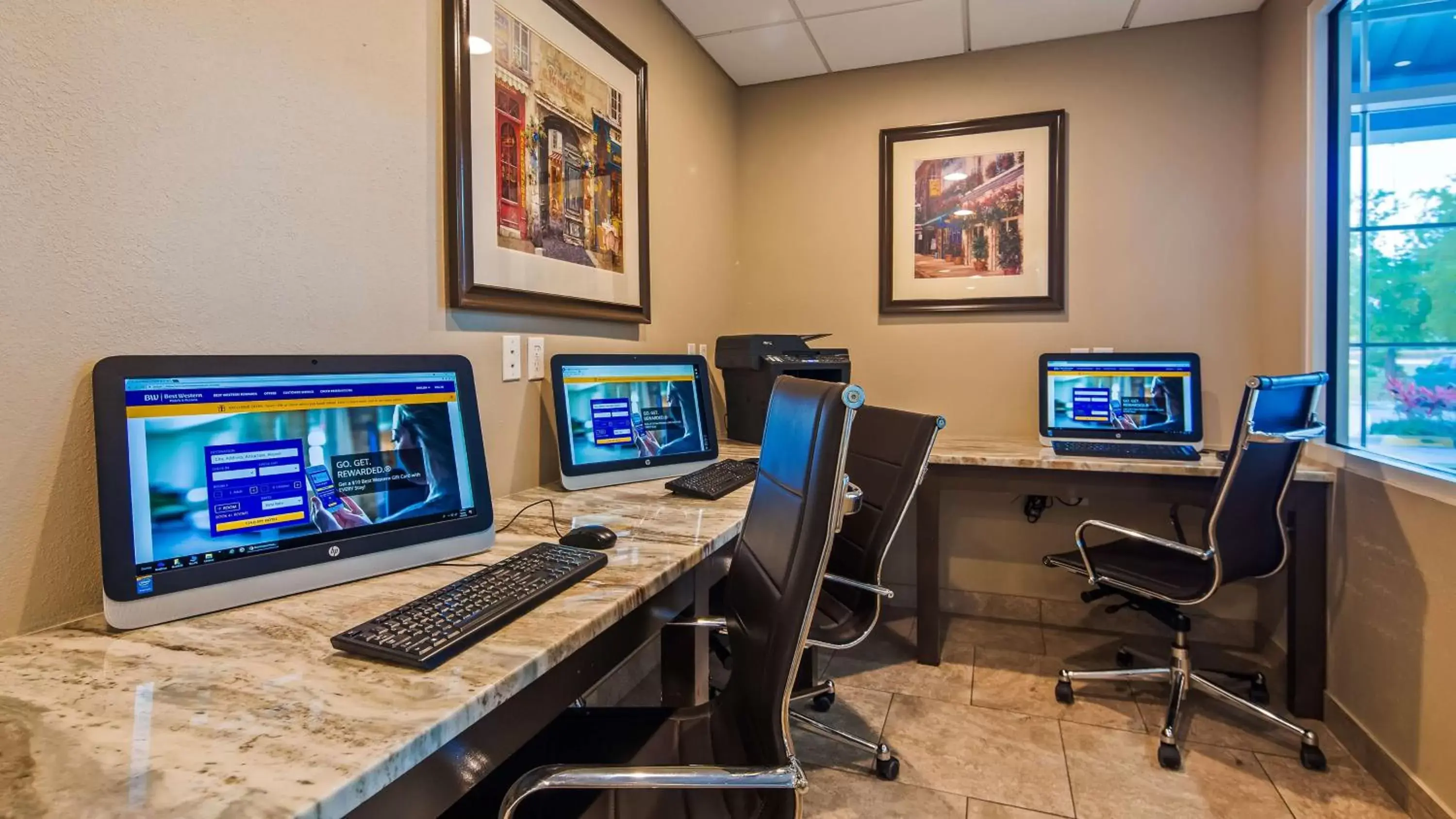 Business facilities in Best Western Naples Plaza Hotel