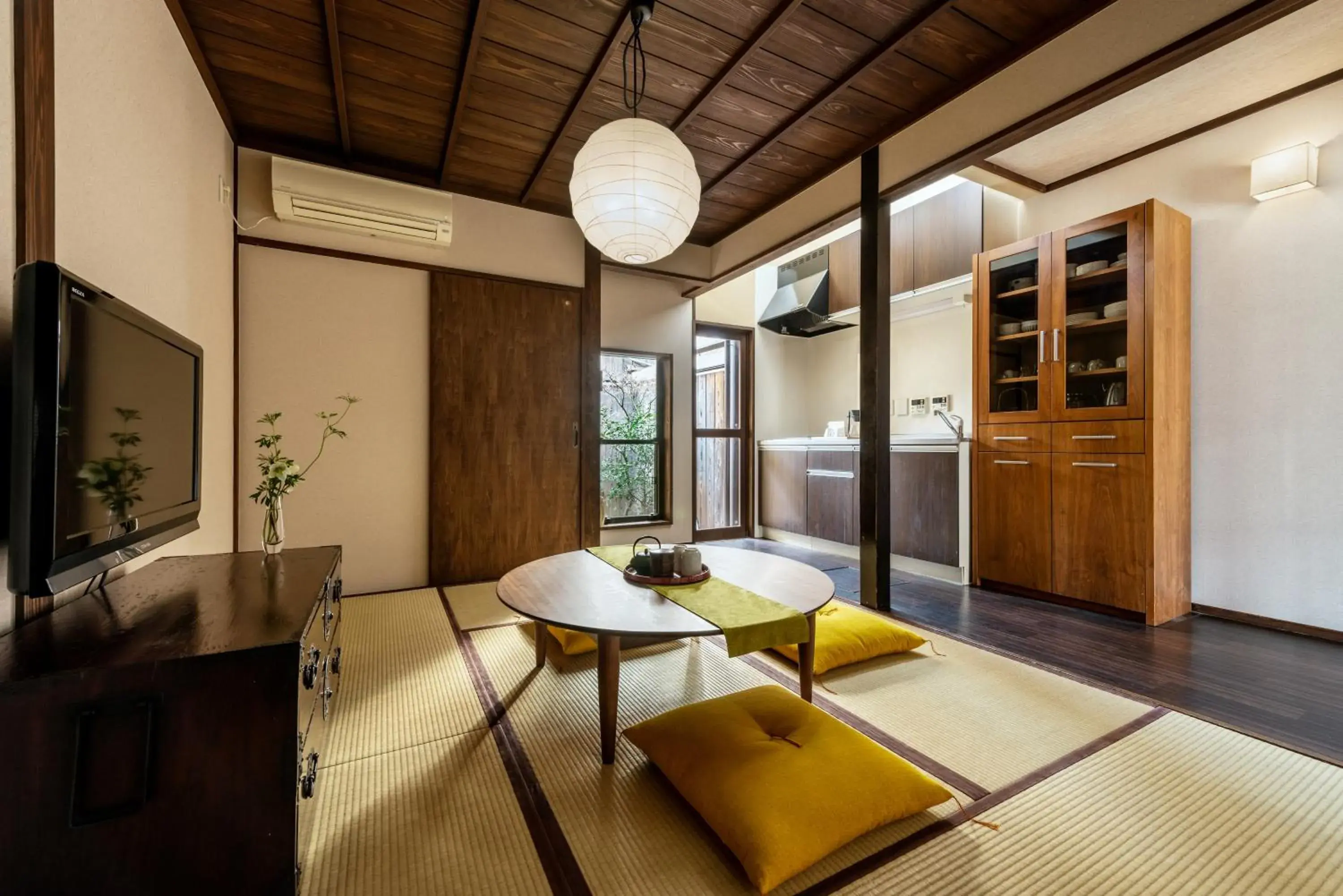 Living room in Kohaku an Machiya House