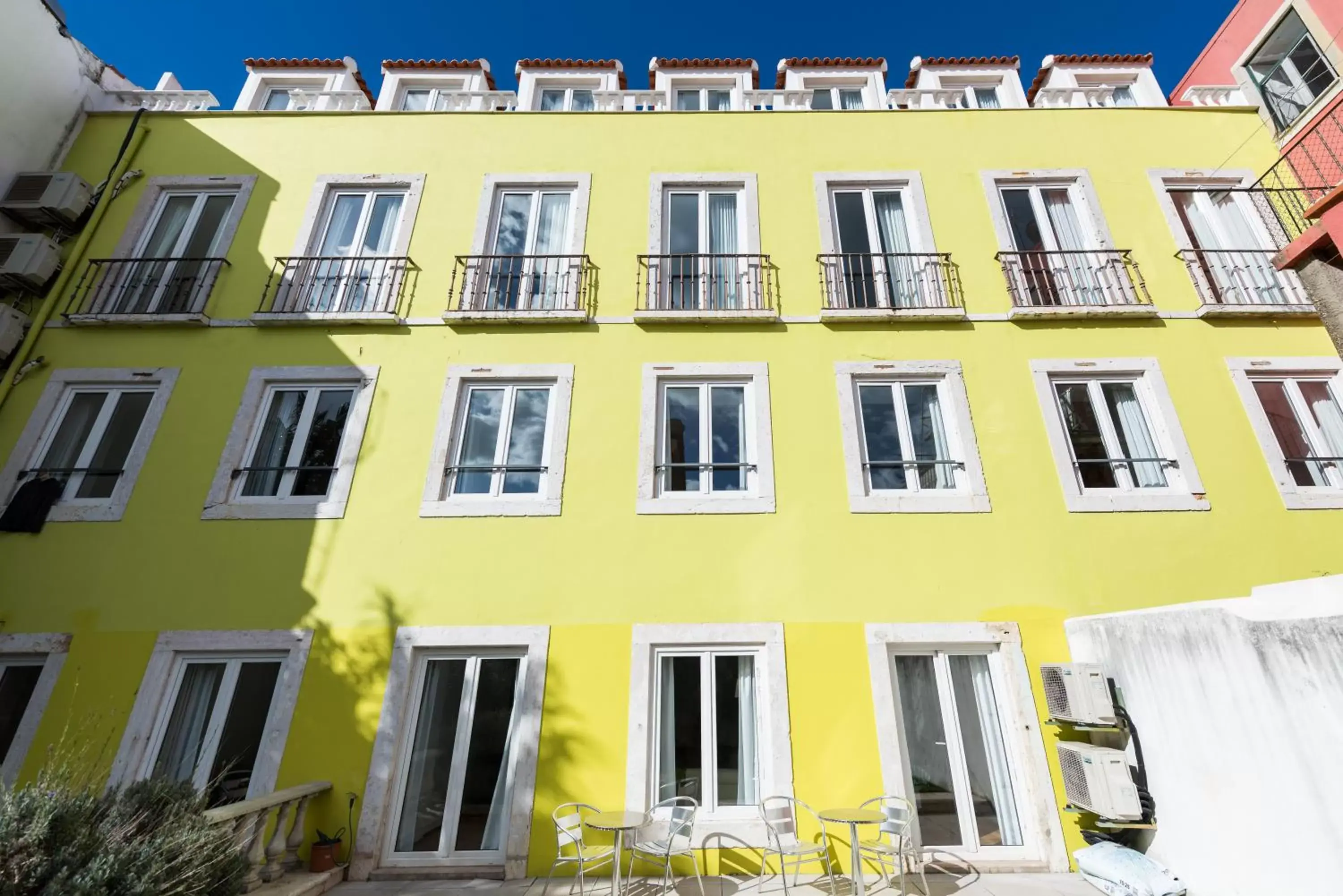 Property Building in Alfama - Lisbon Lounge Suites