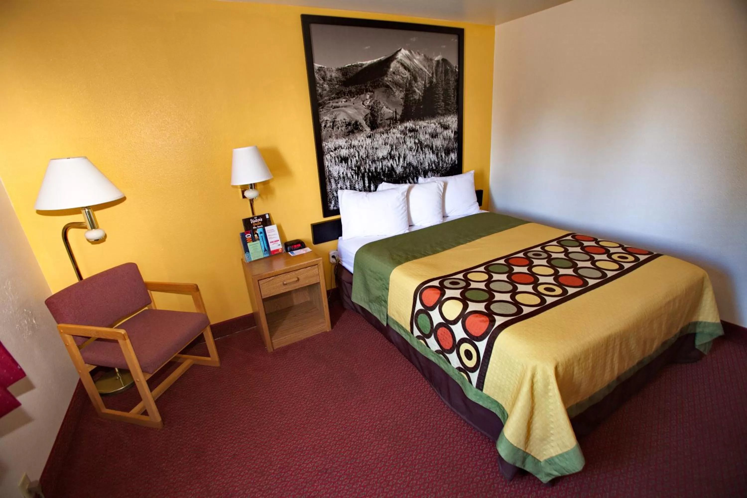 Decorative detail in Super 8 by Wyndham Elko