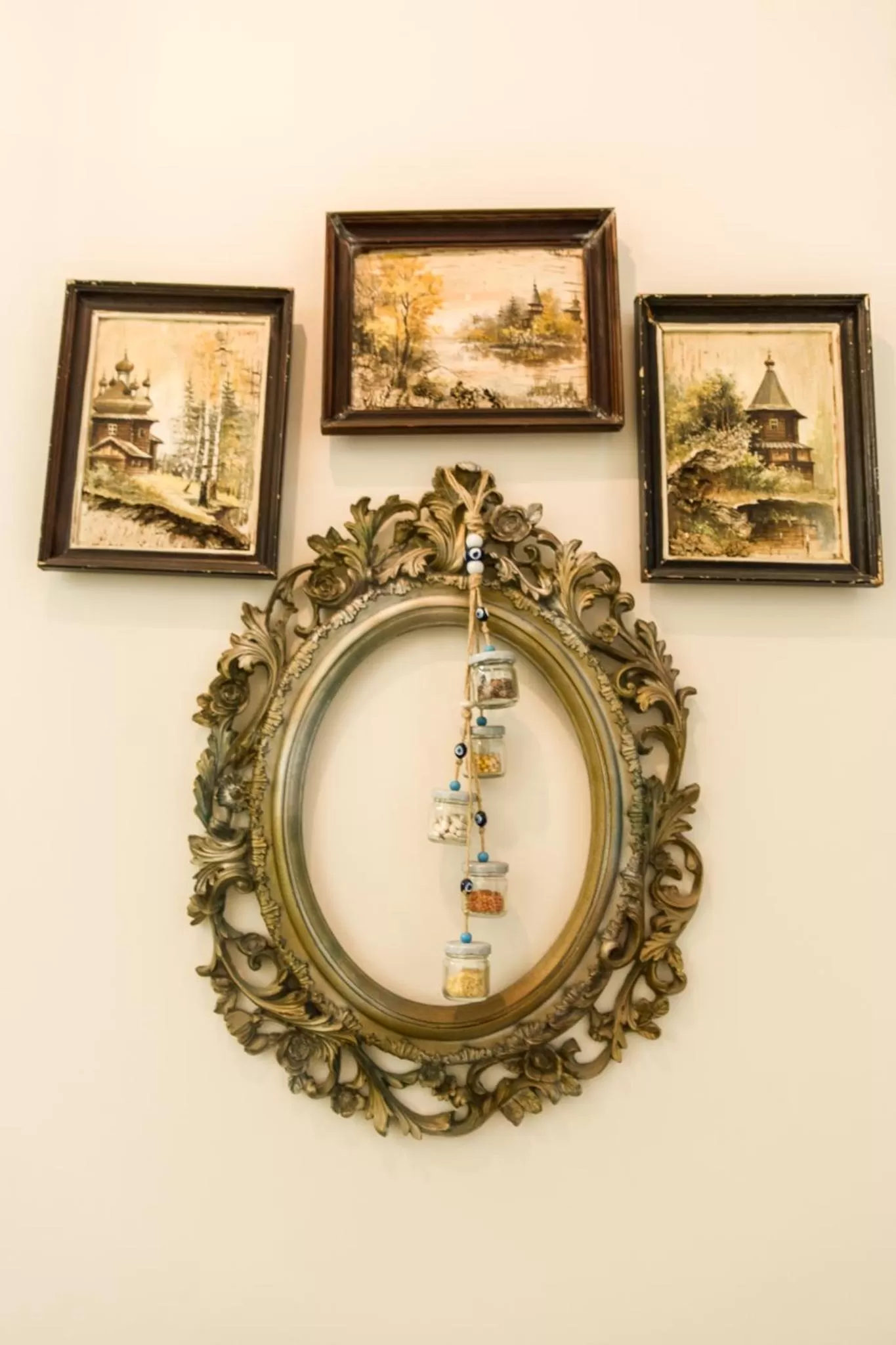 Decorative detail in Ragip Pasha Apartments