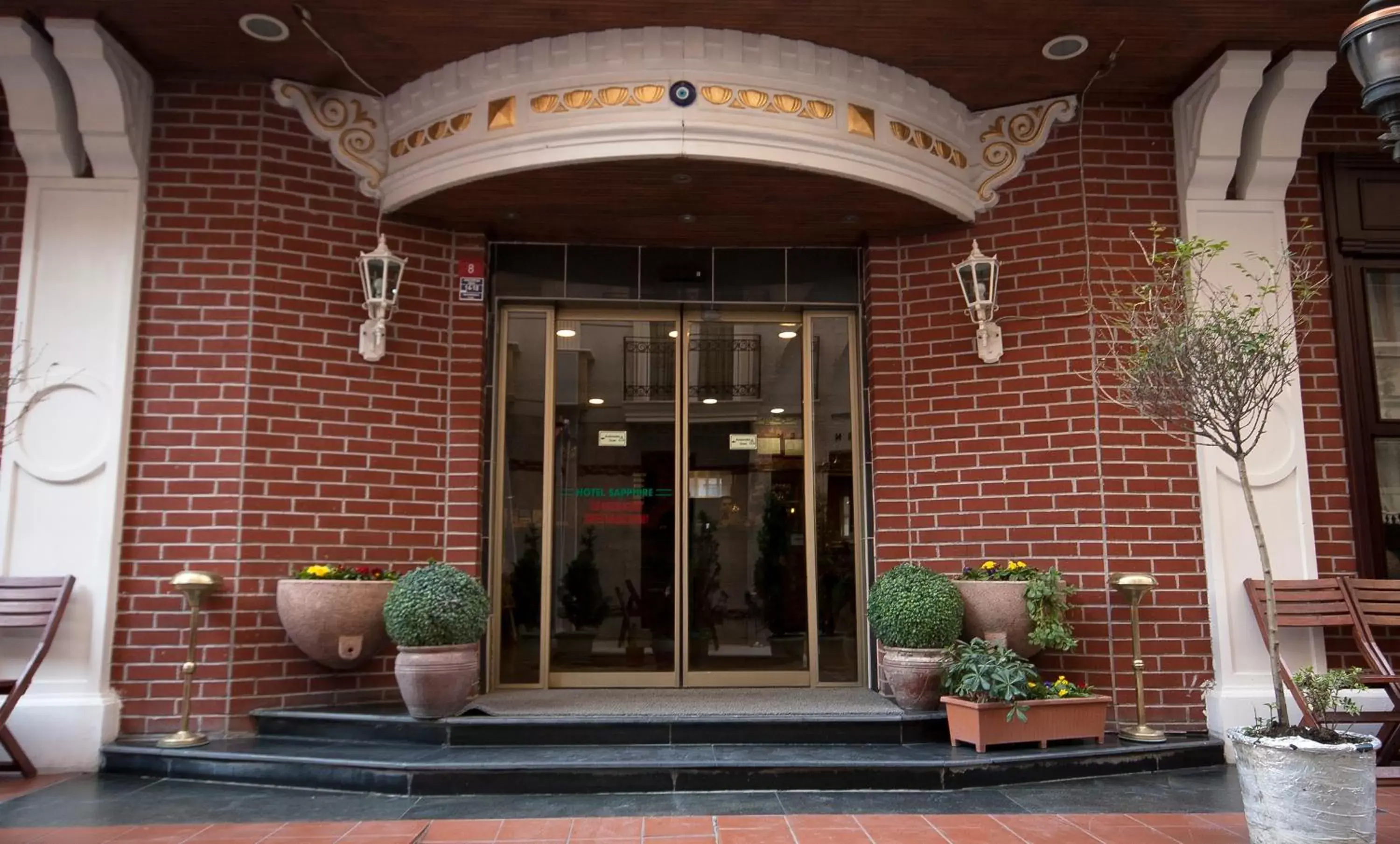 Facade/Entrance in Hotel Sapphire