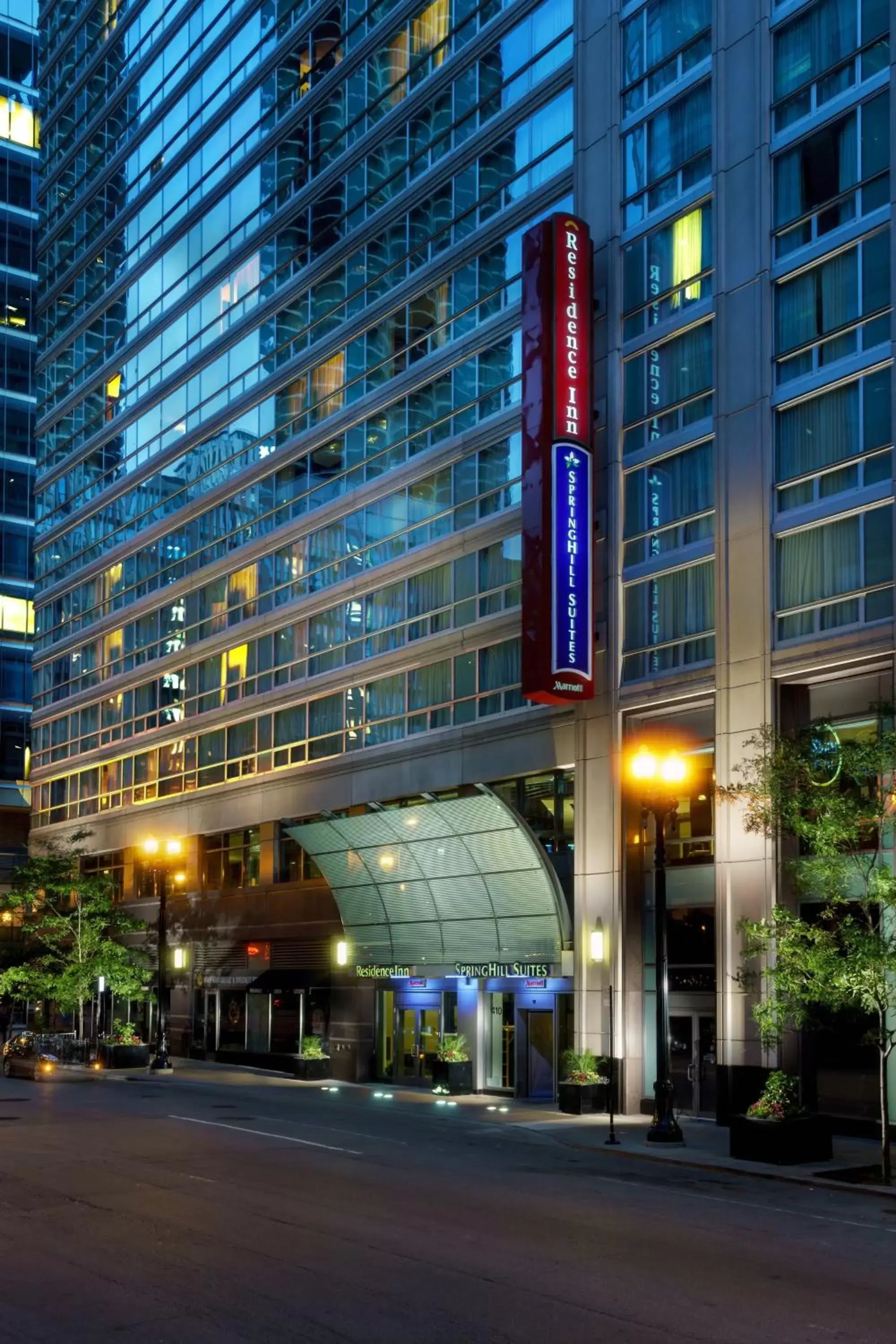 Property Building in SpringHill Suites Chicago Downtown/River North