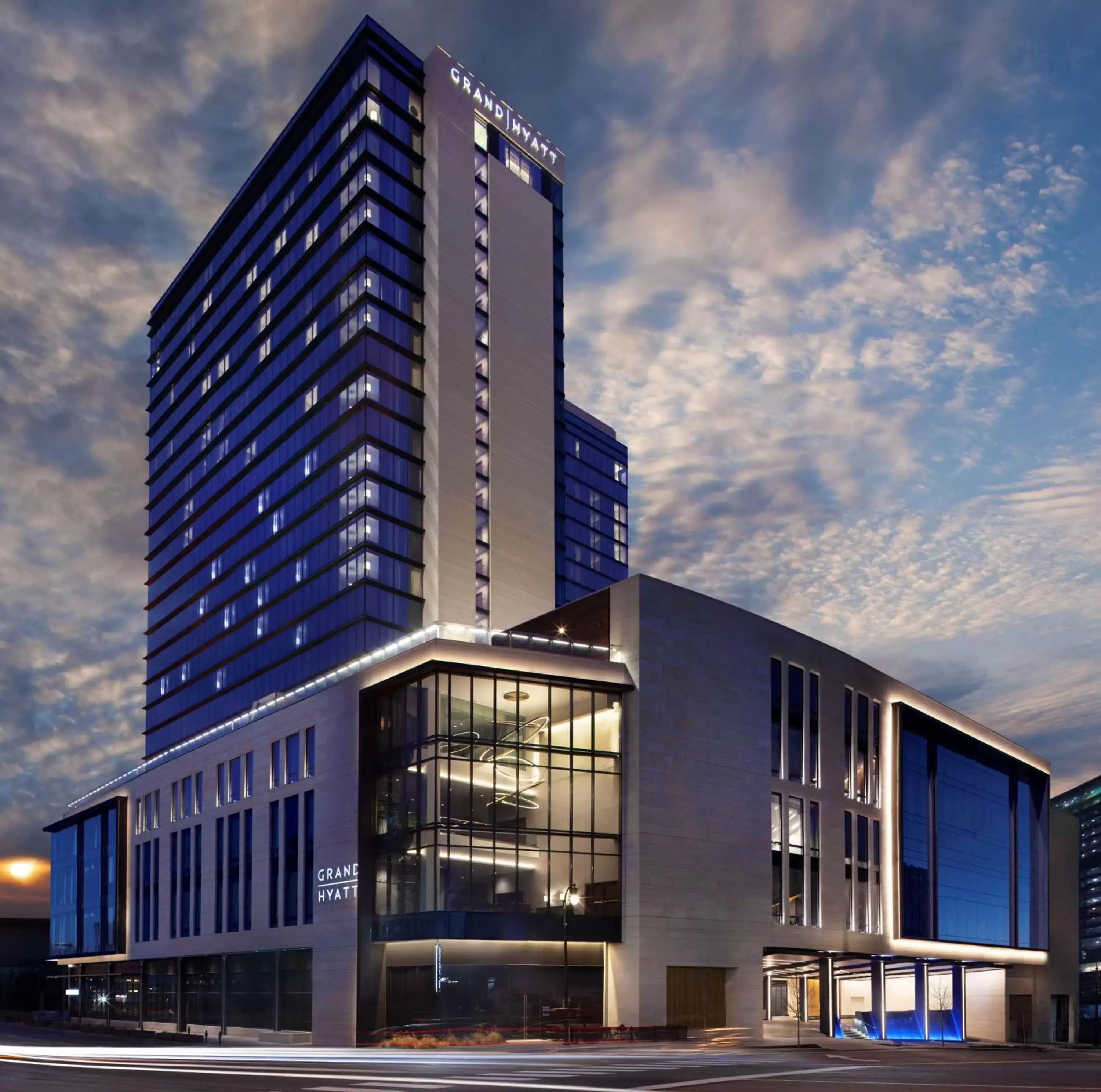 Property building in Grand Hyatt Nashville