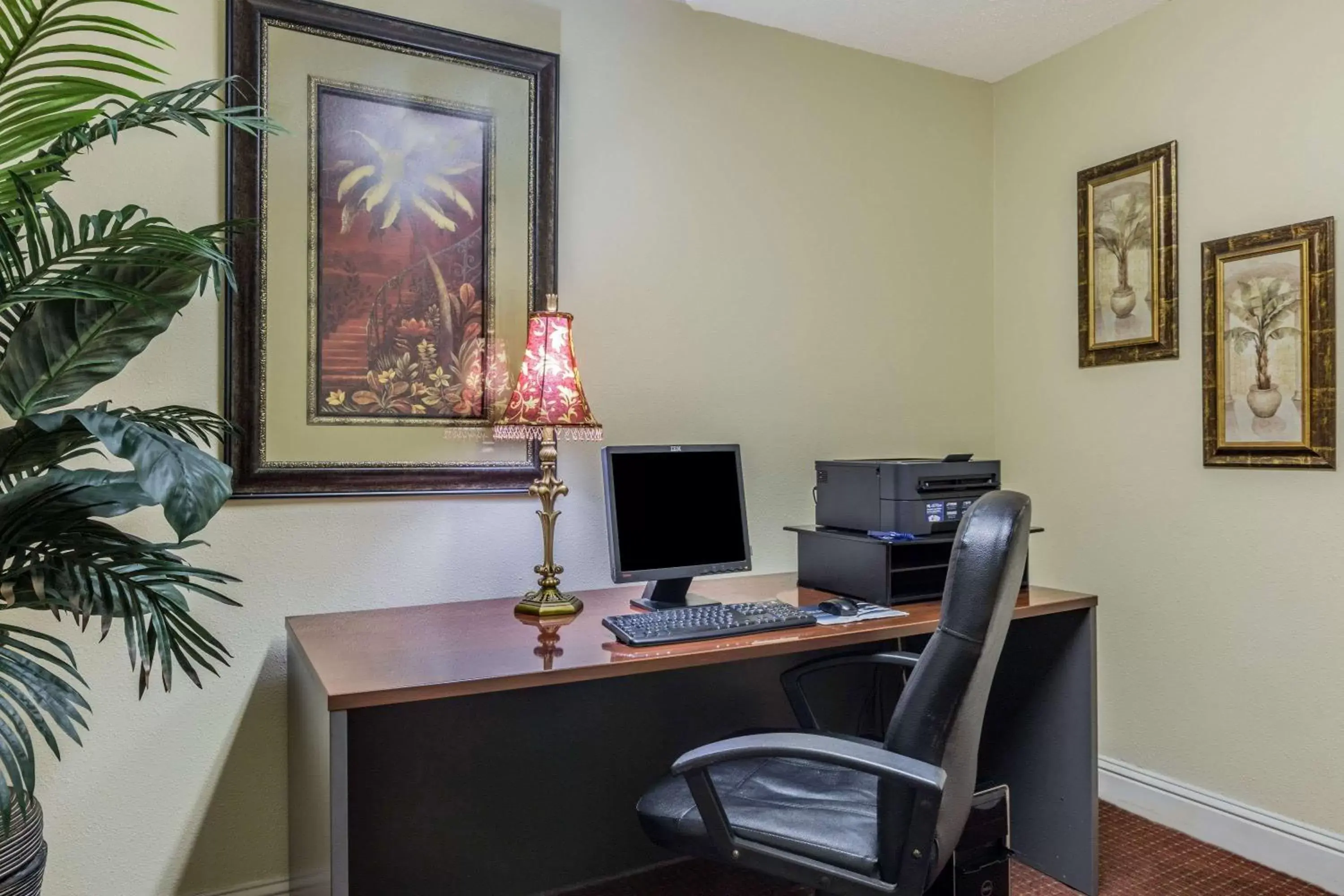 Business facilities in Super 8 by Wyndham New Orleans