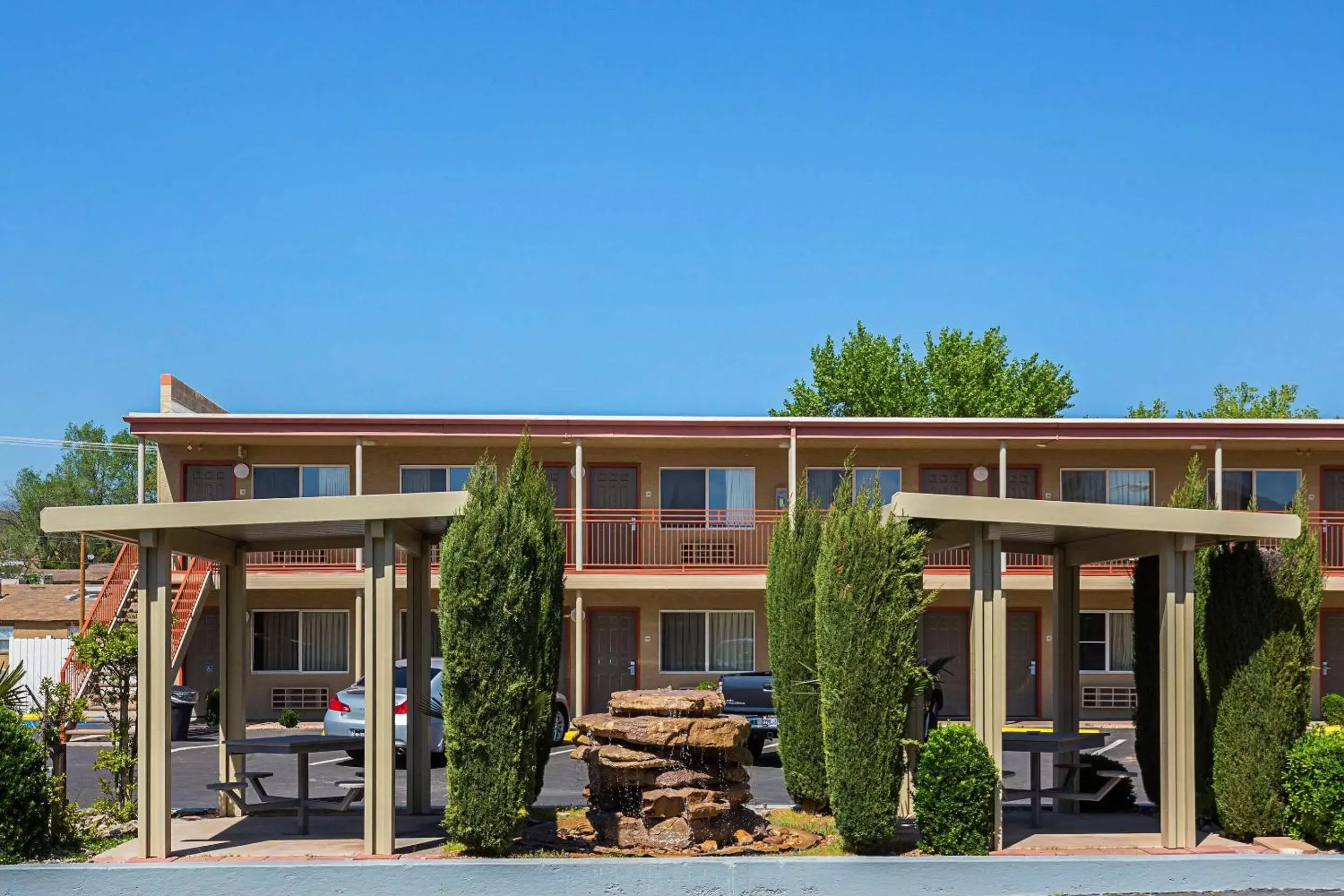 Other, Property Building in Econo Lodge Hurricane - Zion National Park Area
