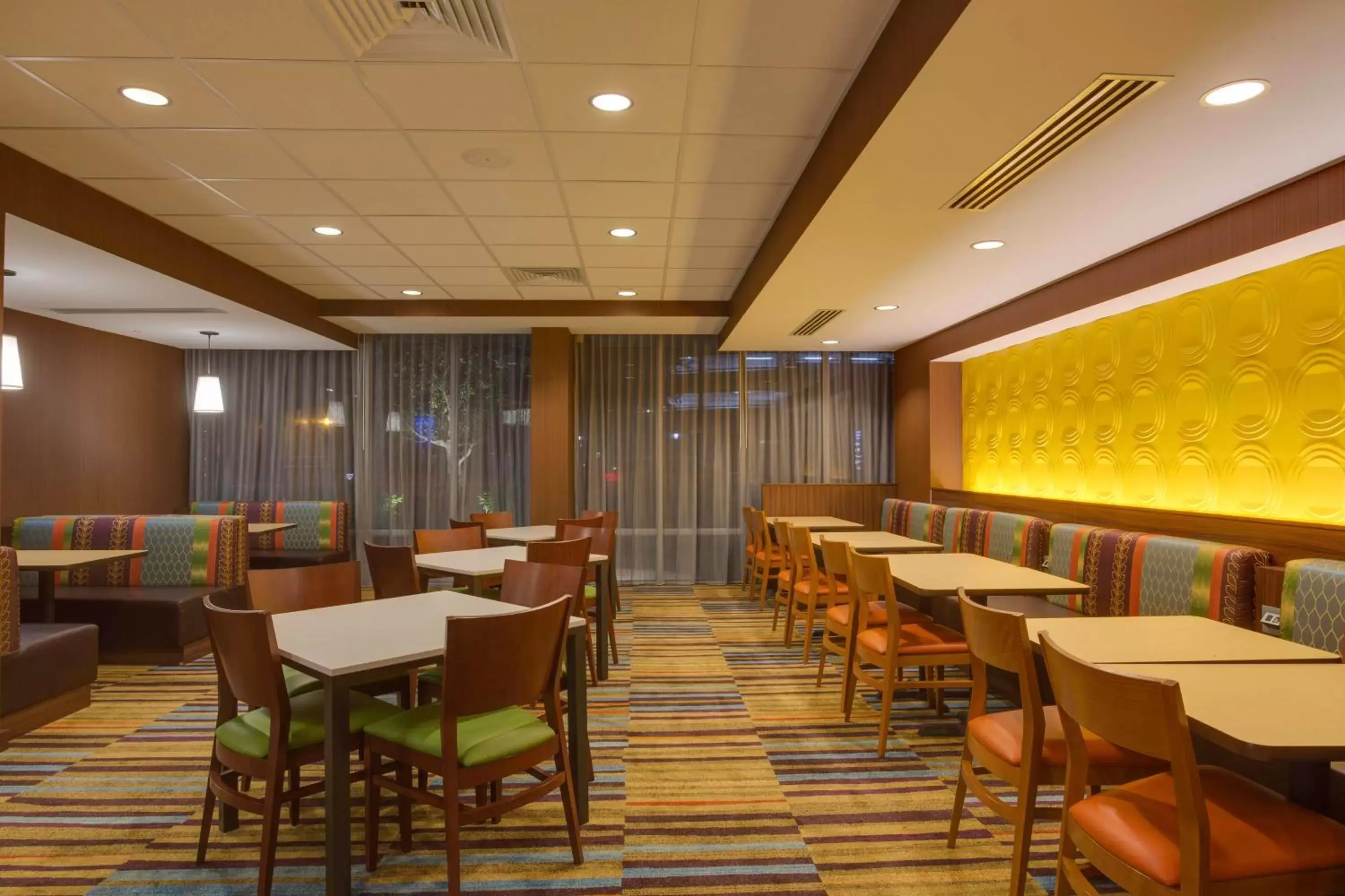 Restaurant/Places to Eat in Fairfield Inn & Suites By Marriott Fort Lauderdale Downtown/Las Olas