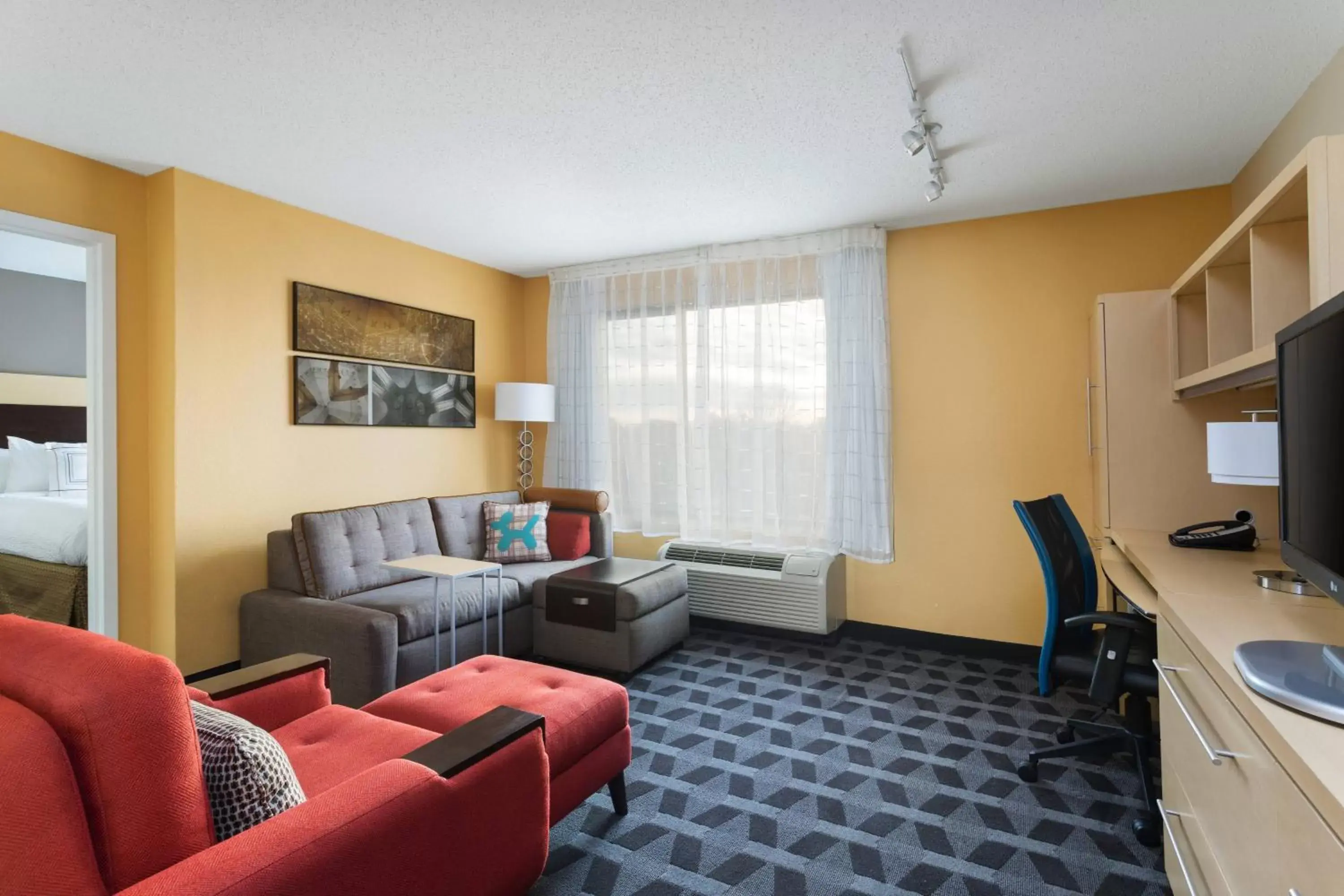 Bedroom, Seating Area in TownePlace Suites by Marriott Bossier City