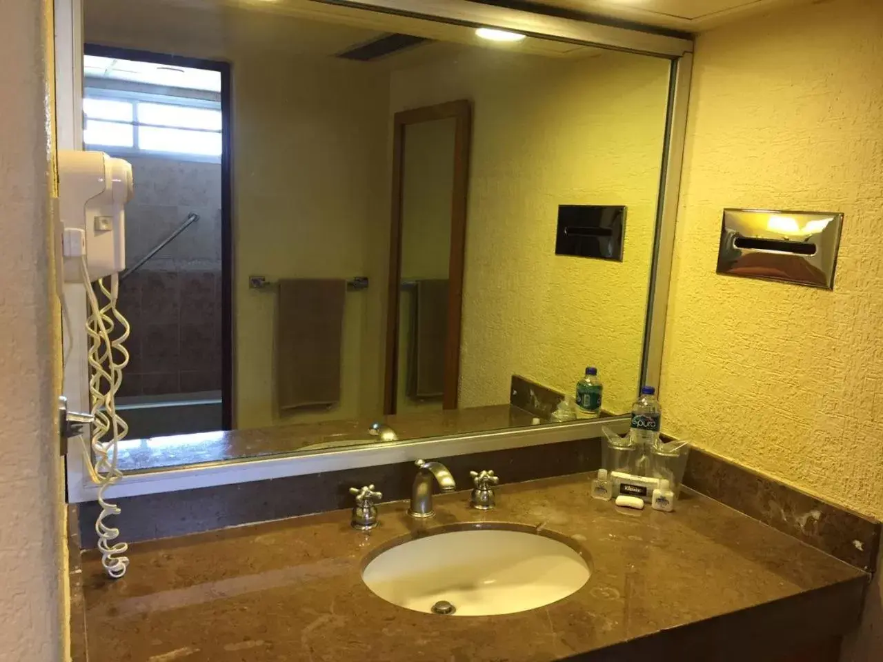 Bathroom in Hotel Jaragua