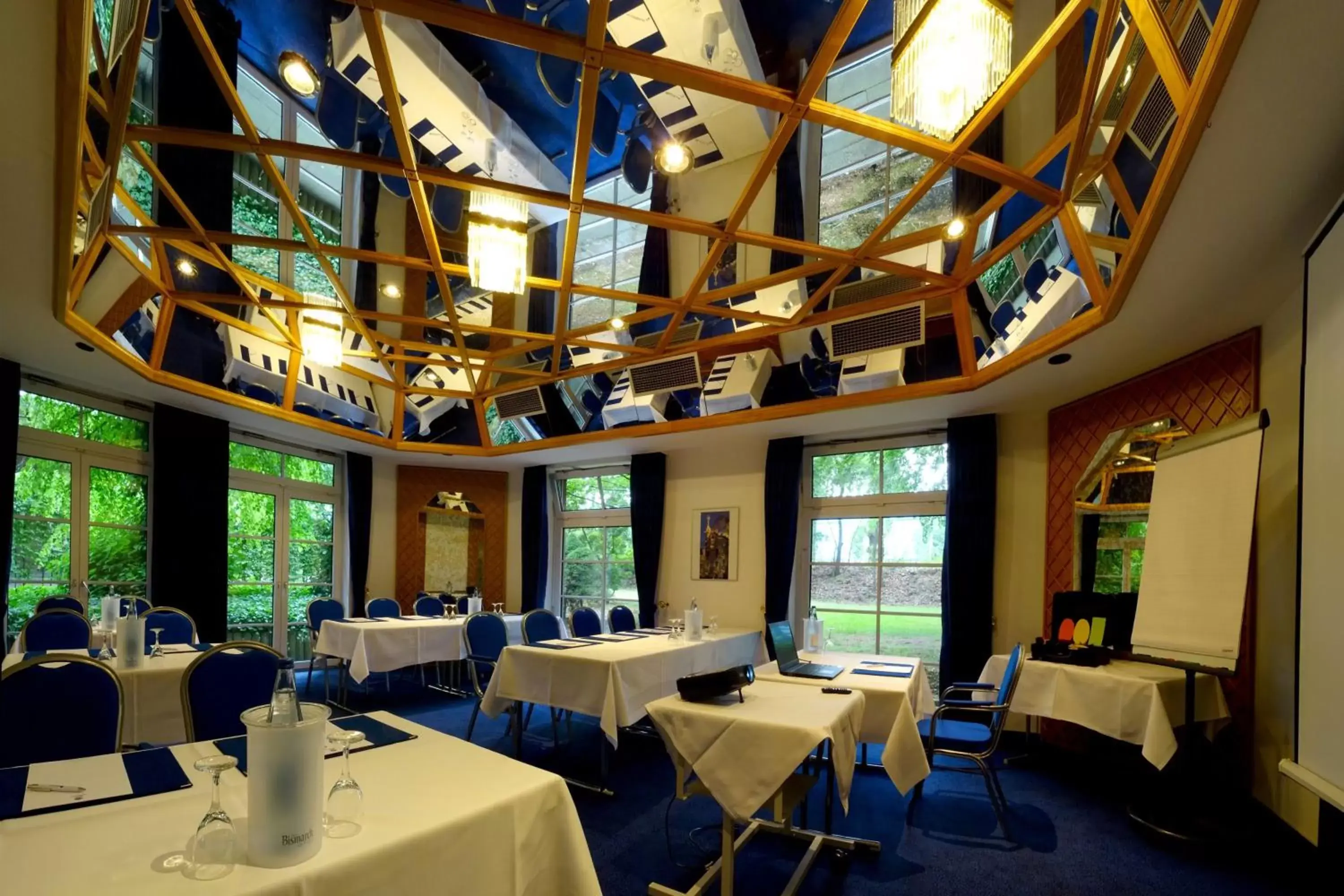 Banquet/Function facilities, Restaurant/Places to Eat in Best Western Hotel Schmoeker-Hof