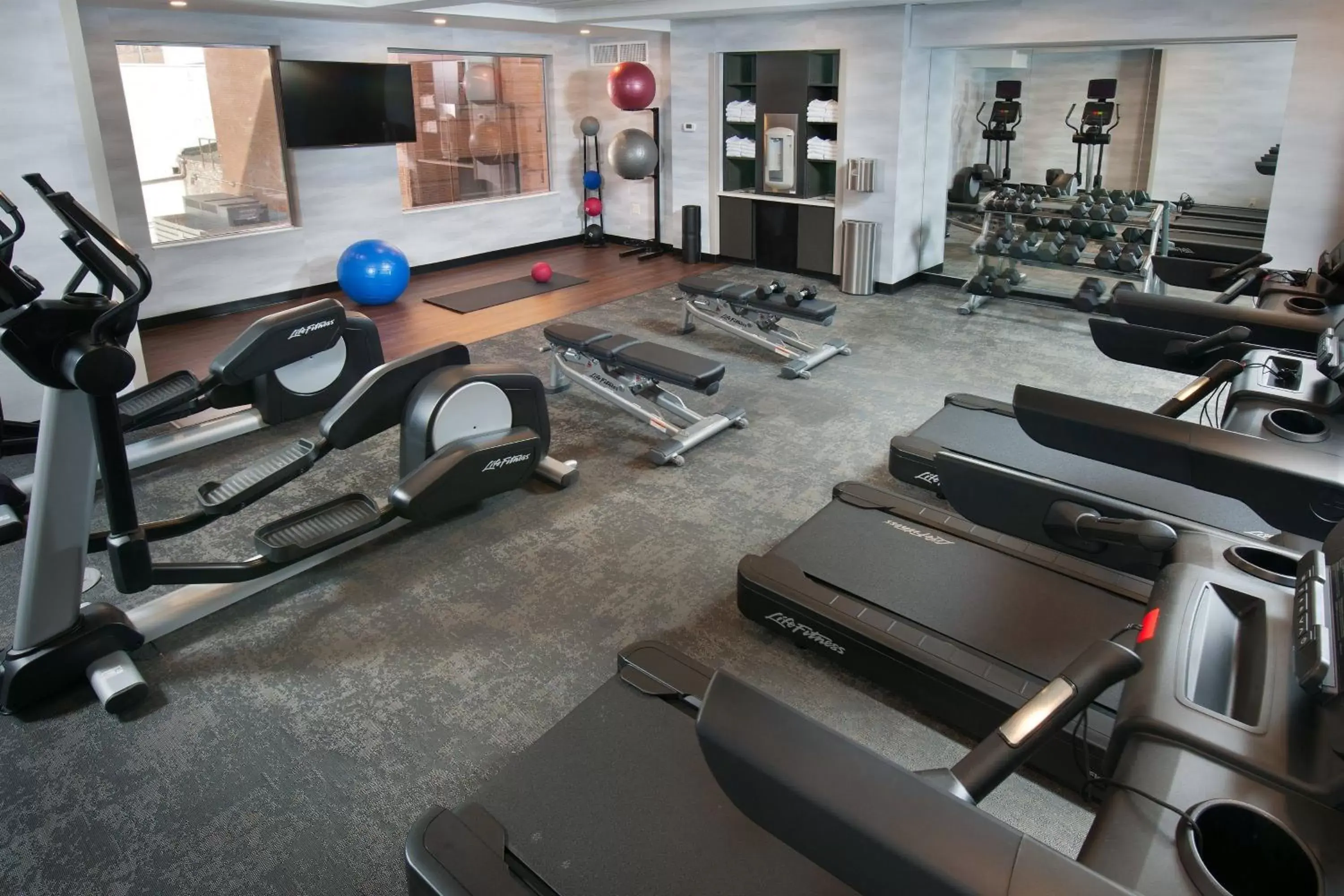 Fitness centre/facilities, Fitness Center/Facilities in Fairfield by Marriott Pittsburgh Downtown