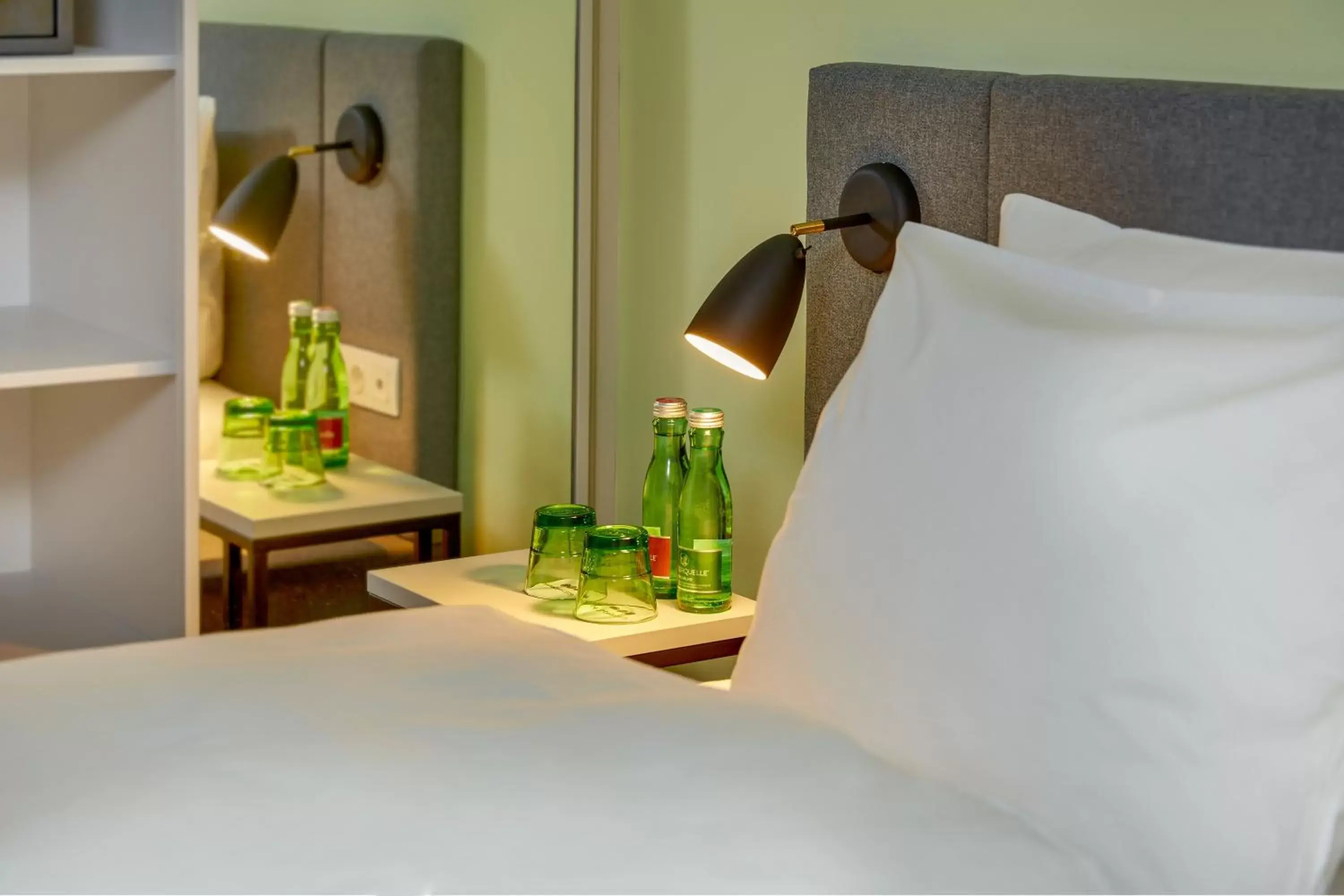 Photo of the whole room, Bed in H+ Hotel Wien Photo of the whole room, Bed in H+ Hotel Wien