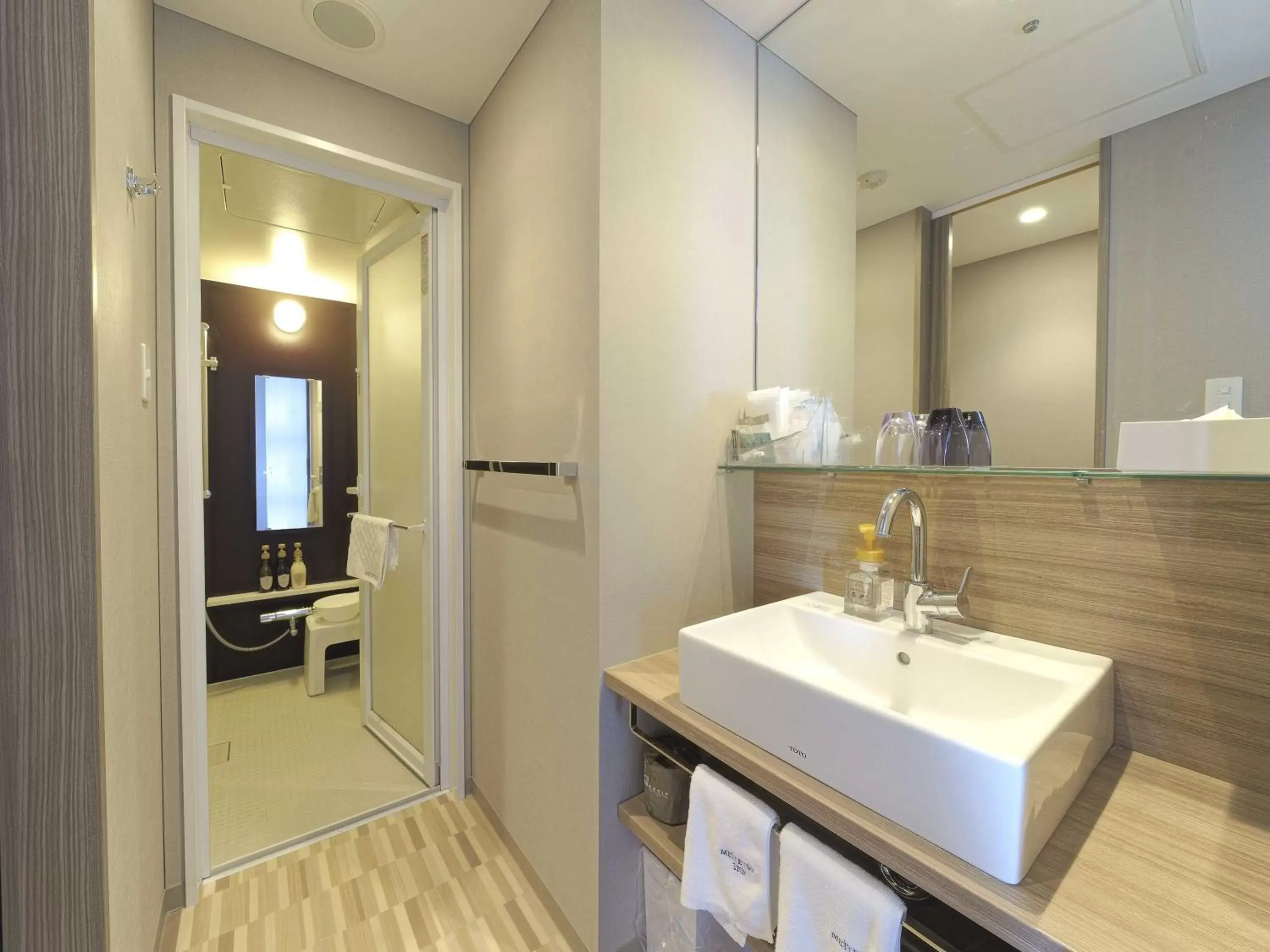 Photo of the whole room, Bathroom in Meitetsu Inn Nagoyaeki Shinkansenguchi
