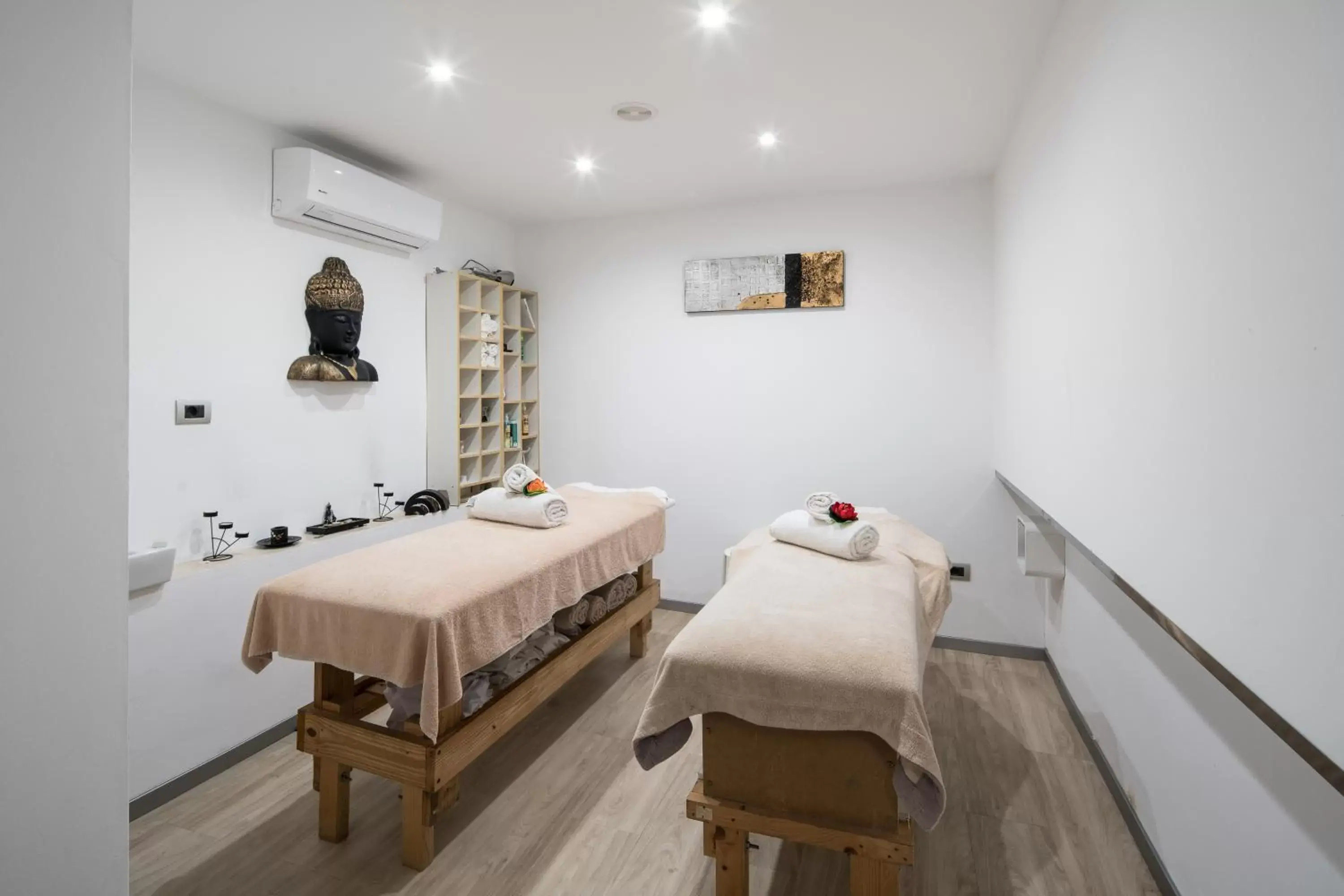 Massage, Spa/Wellness in Catalonia Oro Negro