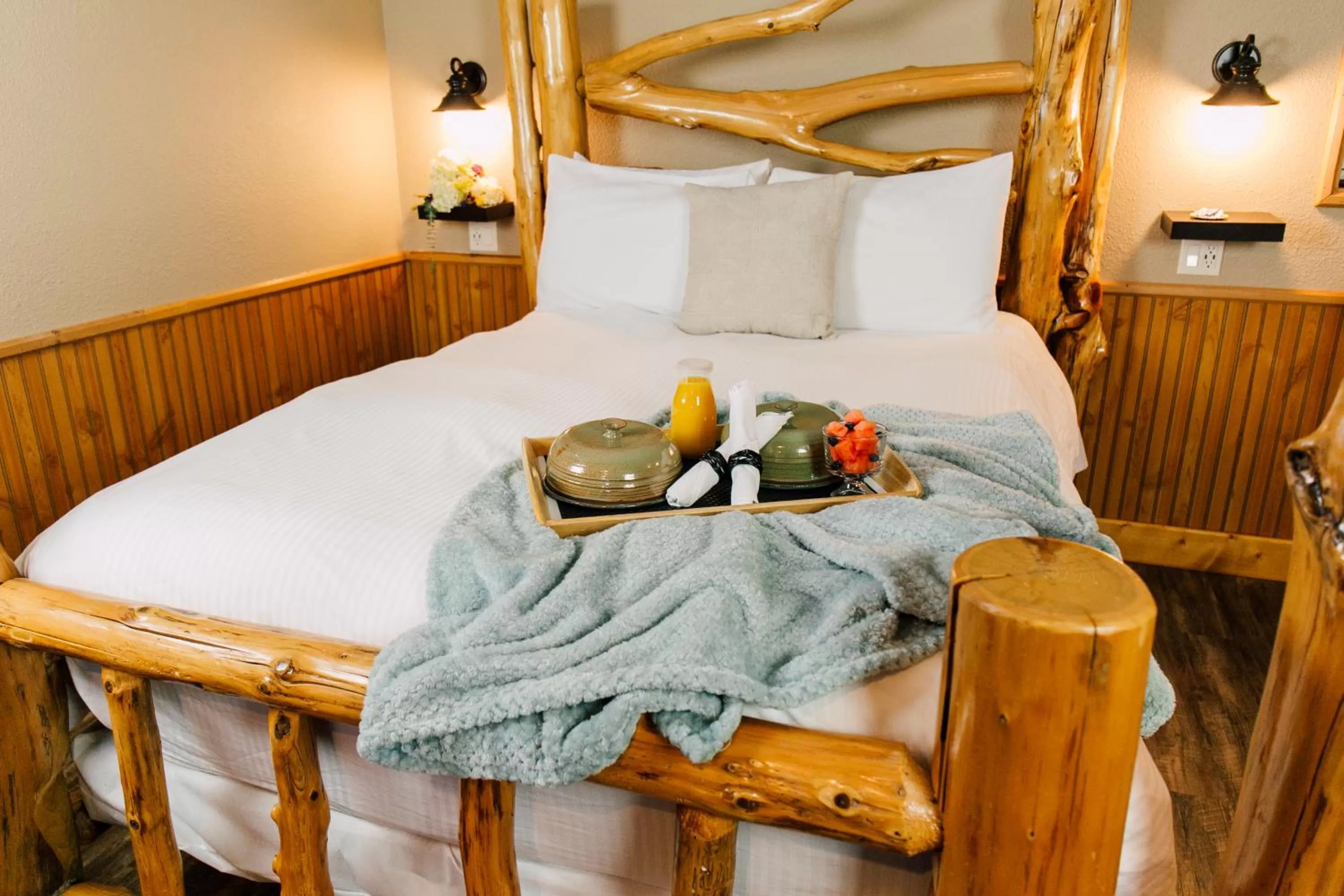 Bedroom, Bed in Pine River Ranch B&B