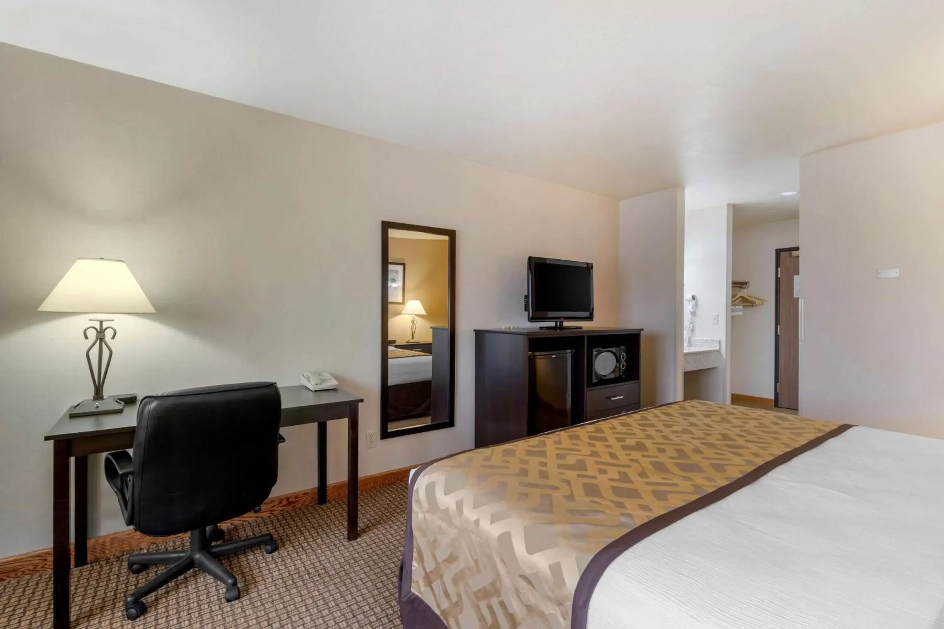 Bedroom, Bed in Best Western Pinedale Inn Bedroom, Bed in Best Western Pinedale Inn