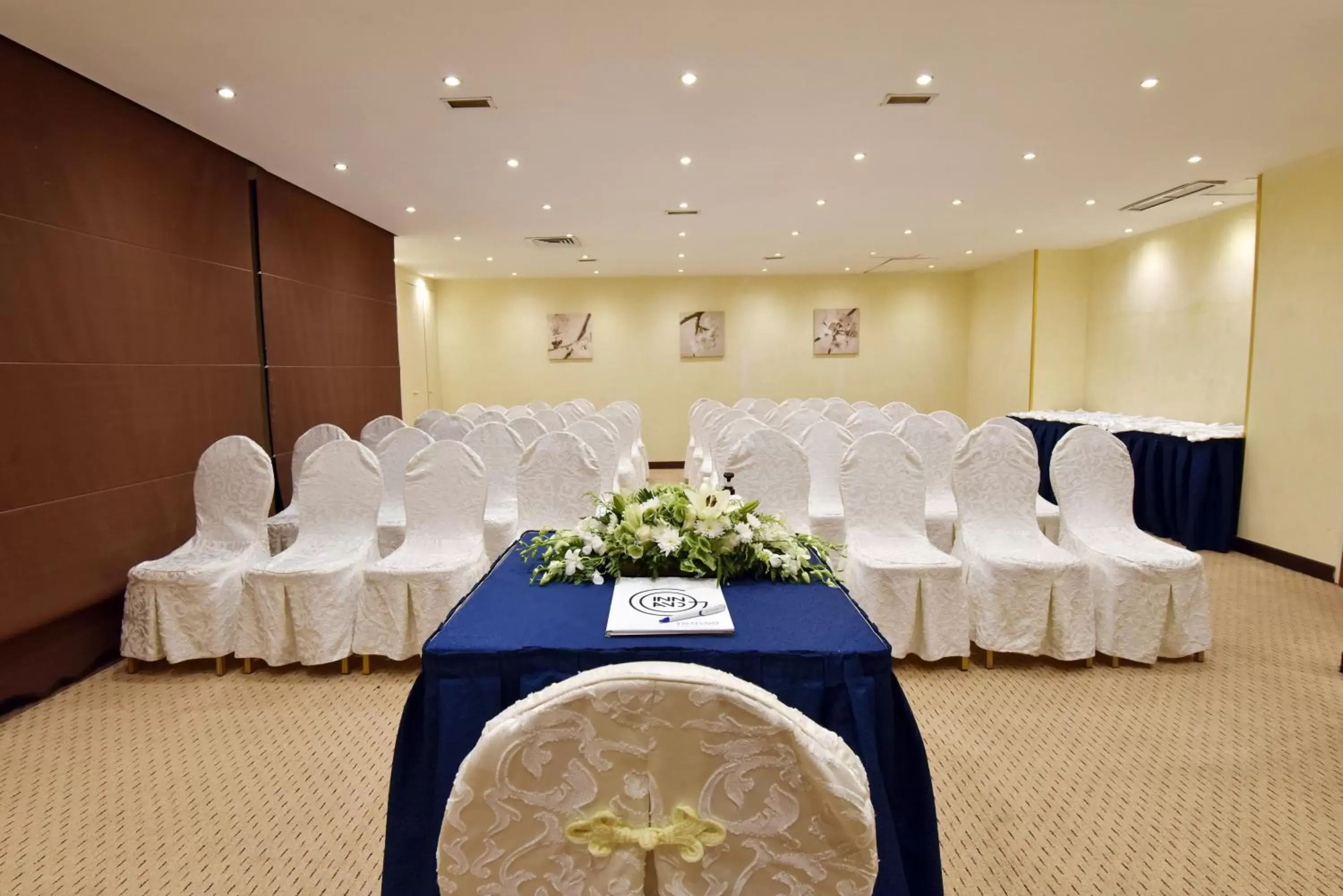 Meeting/conference room, Banquet Facilities in Inn & Go Kuwait Plaza