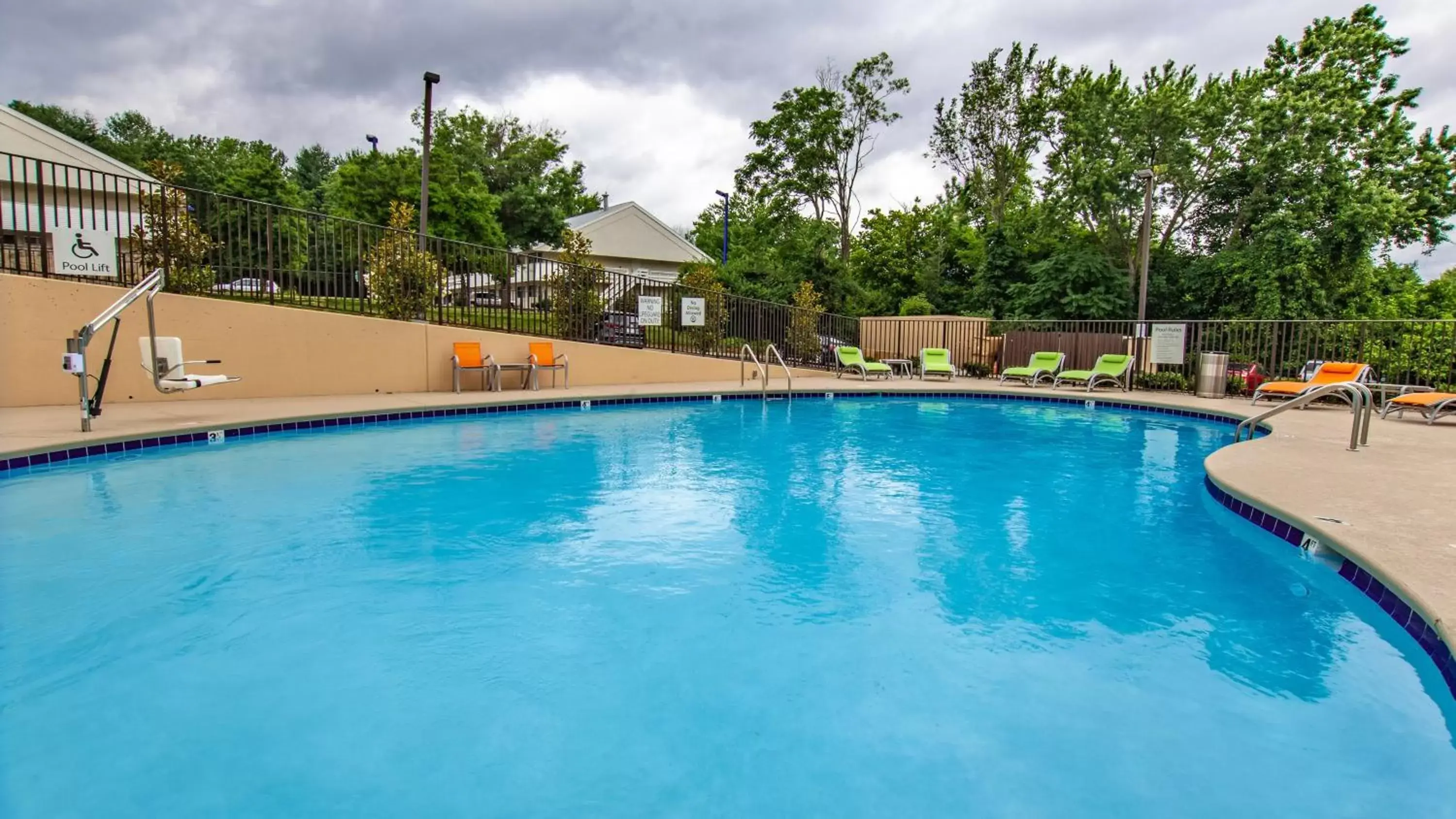 Swimming Pool in Holiday Inn Knoxville N - Merchant Drive, an IHG Hotel