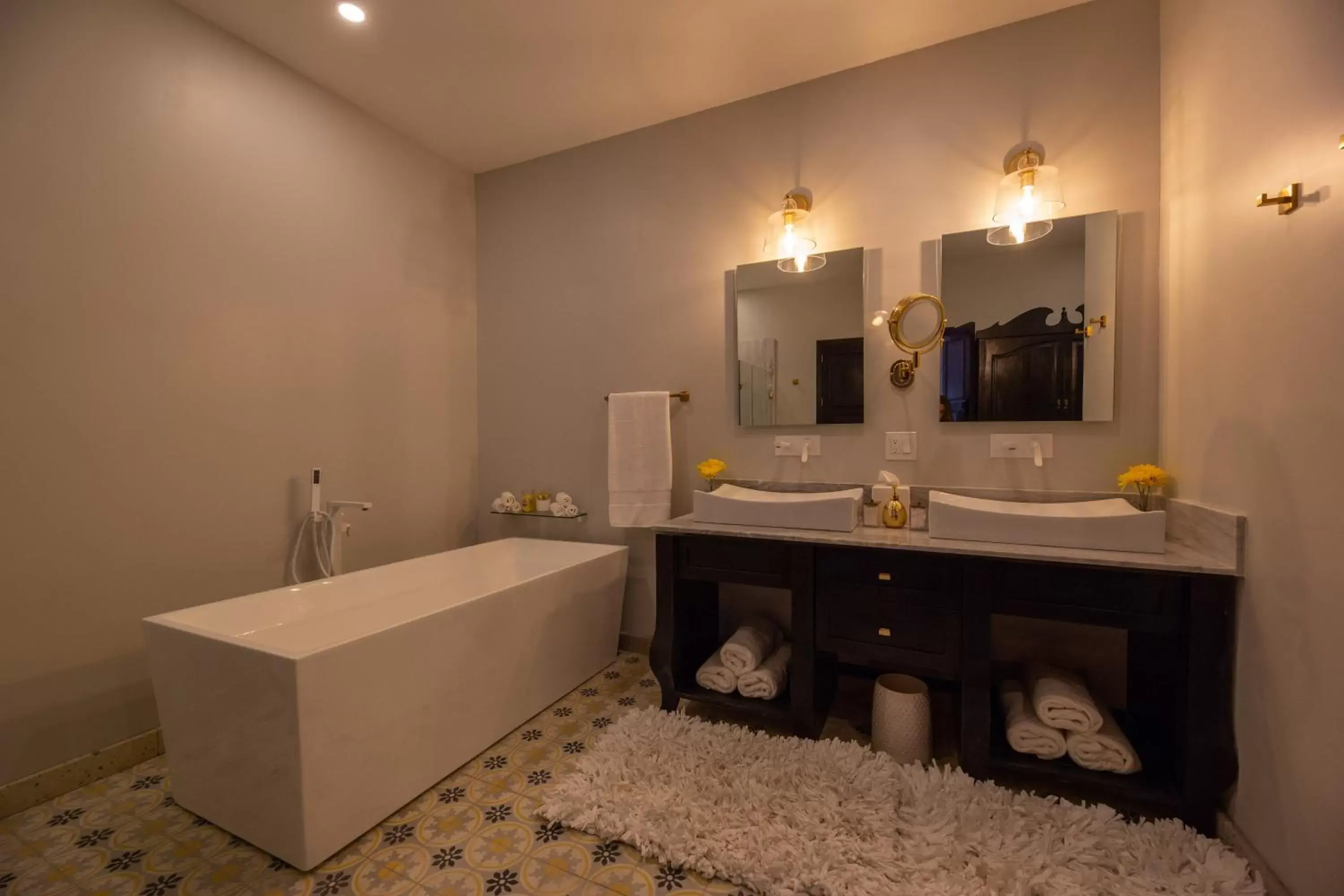 Bathroom in Luxury Boutique Hotel Villa Limon