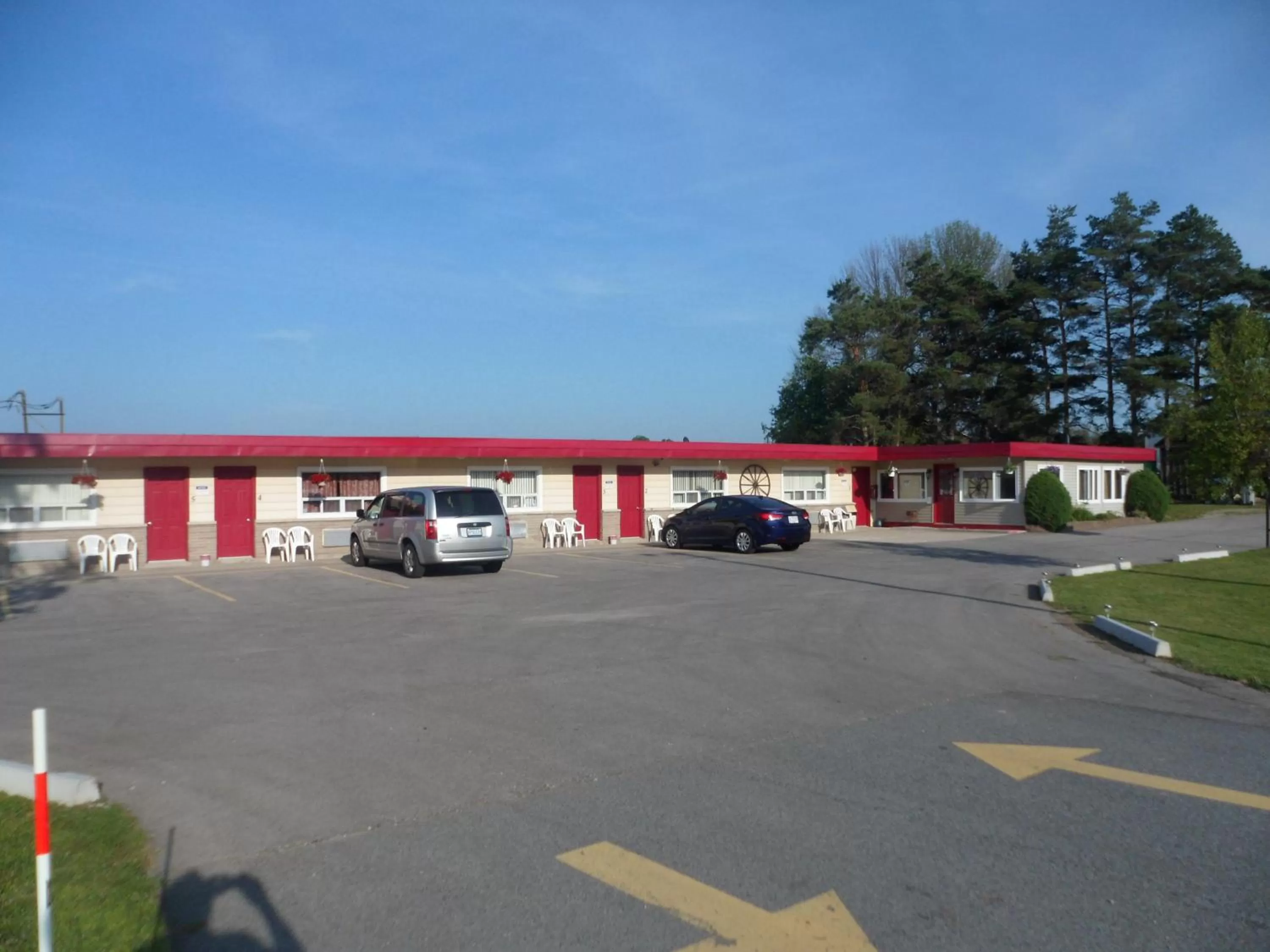 Property building in The Silver Birch Motel