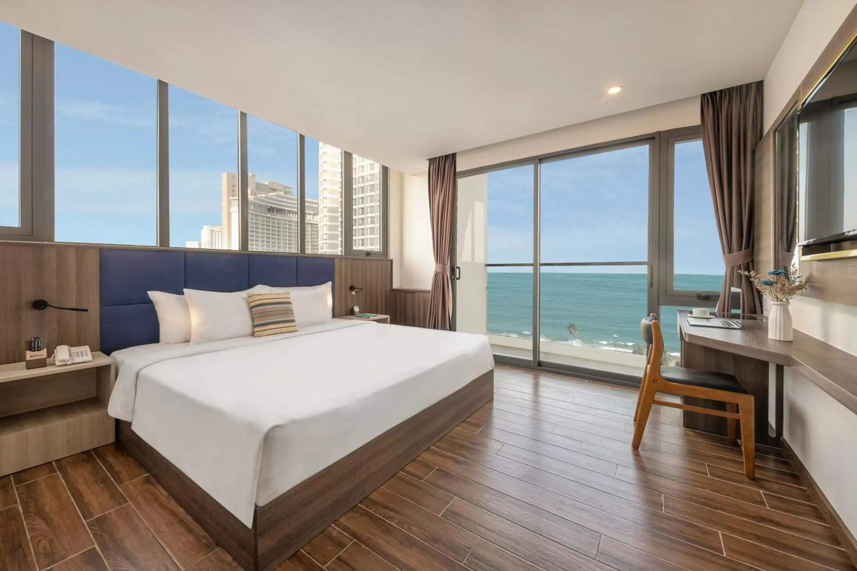 Bedroom, Sea View in Atlantic Nha Trang Hotel