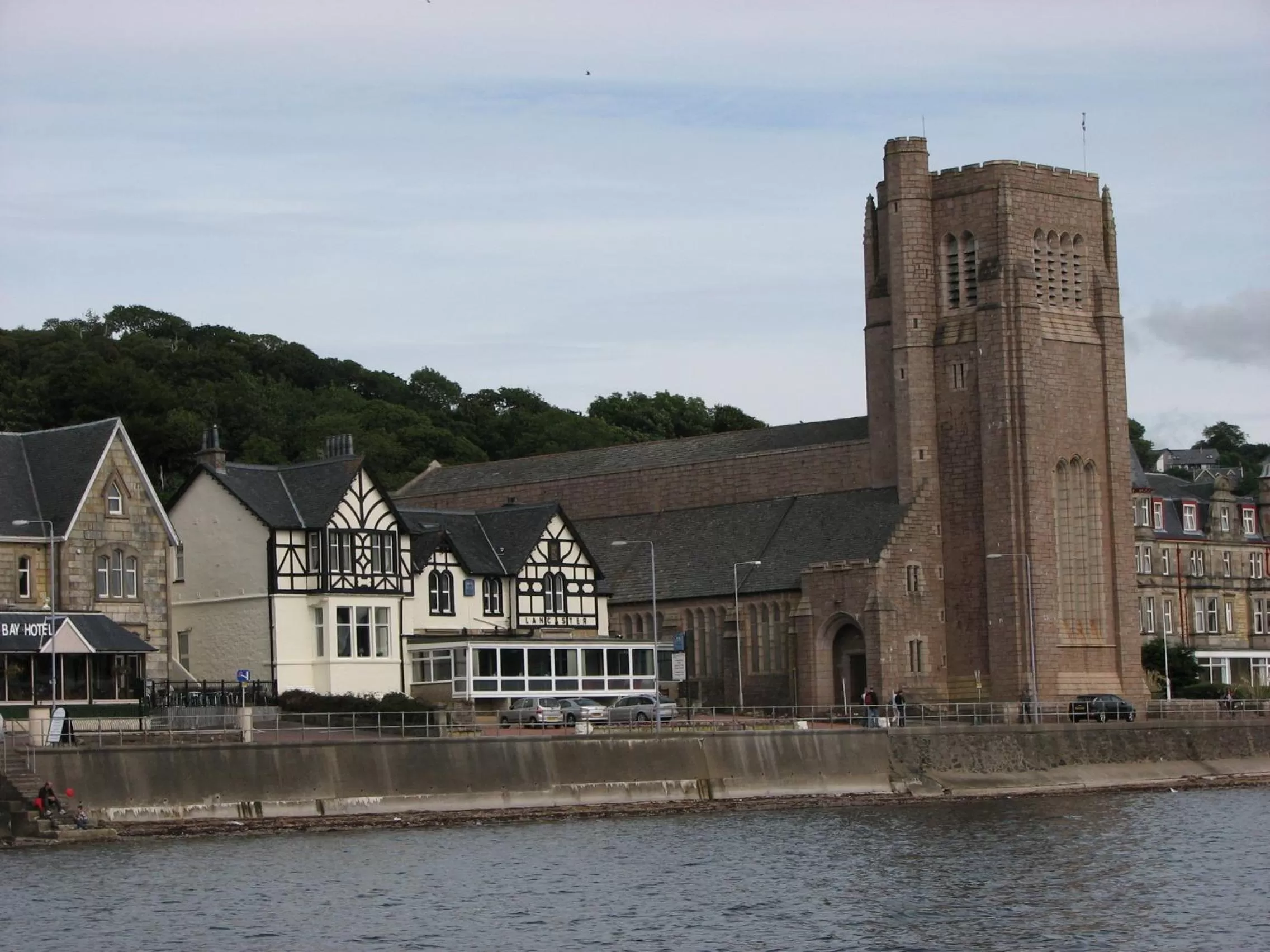 Area and facilities in Lancaster Hotel
