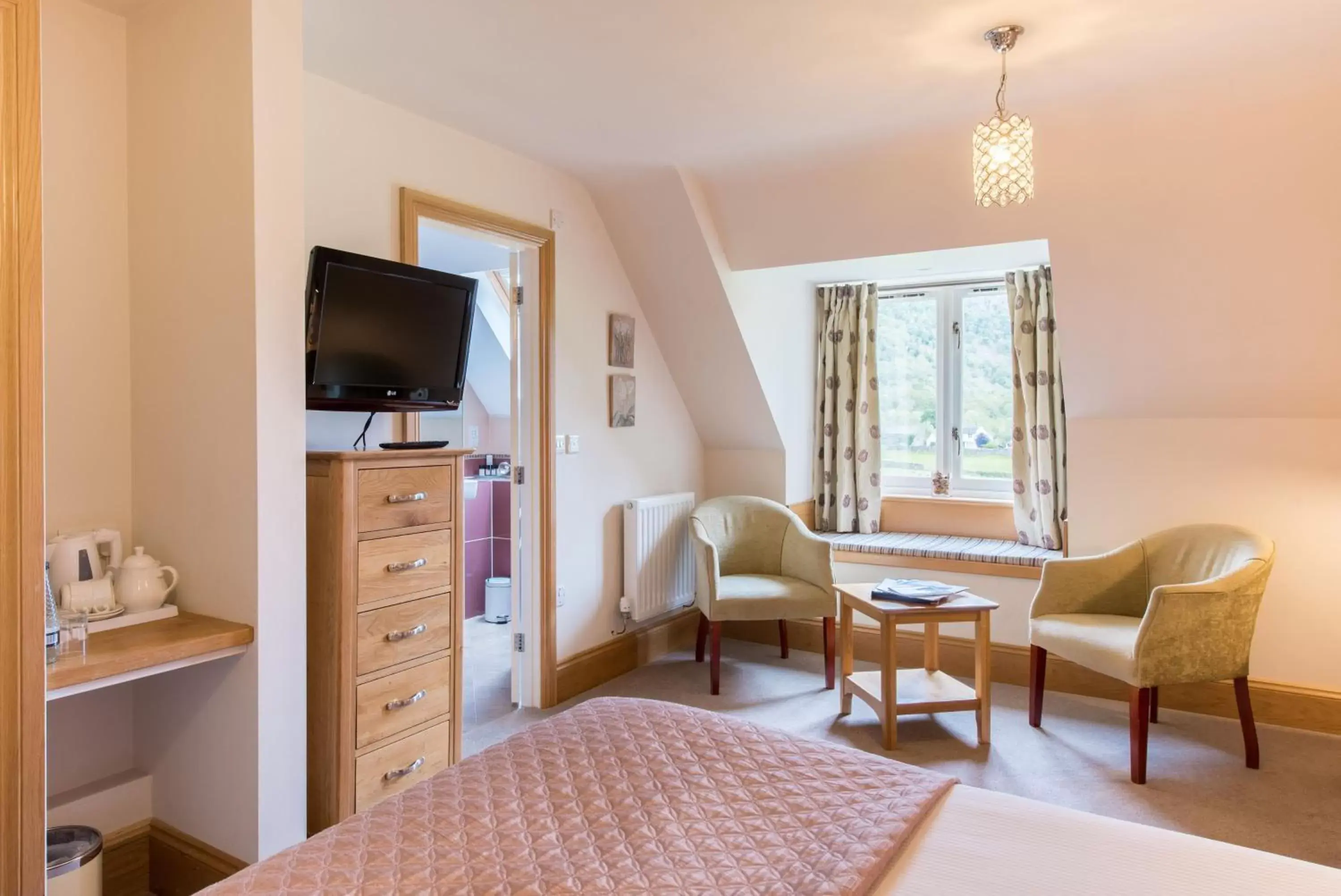 Classic Double Room in Borrowdale Gates Hotel