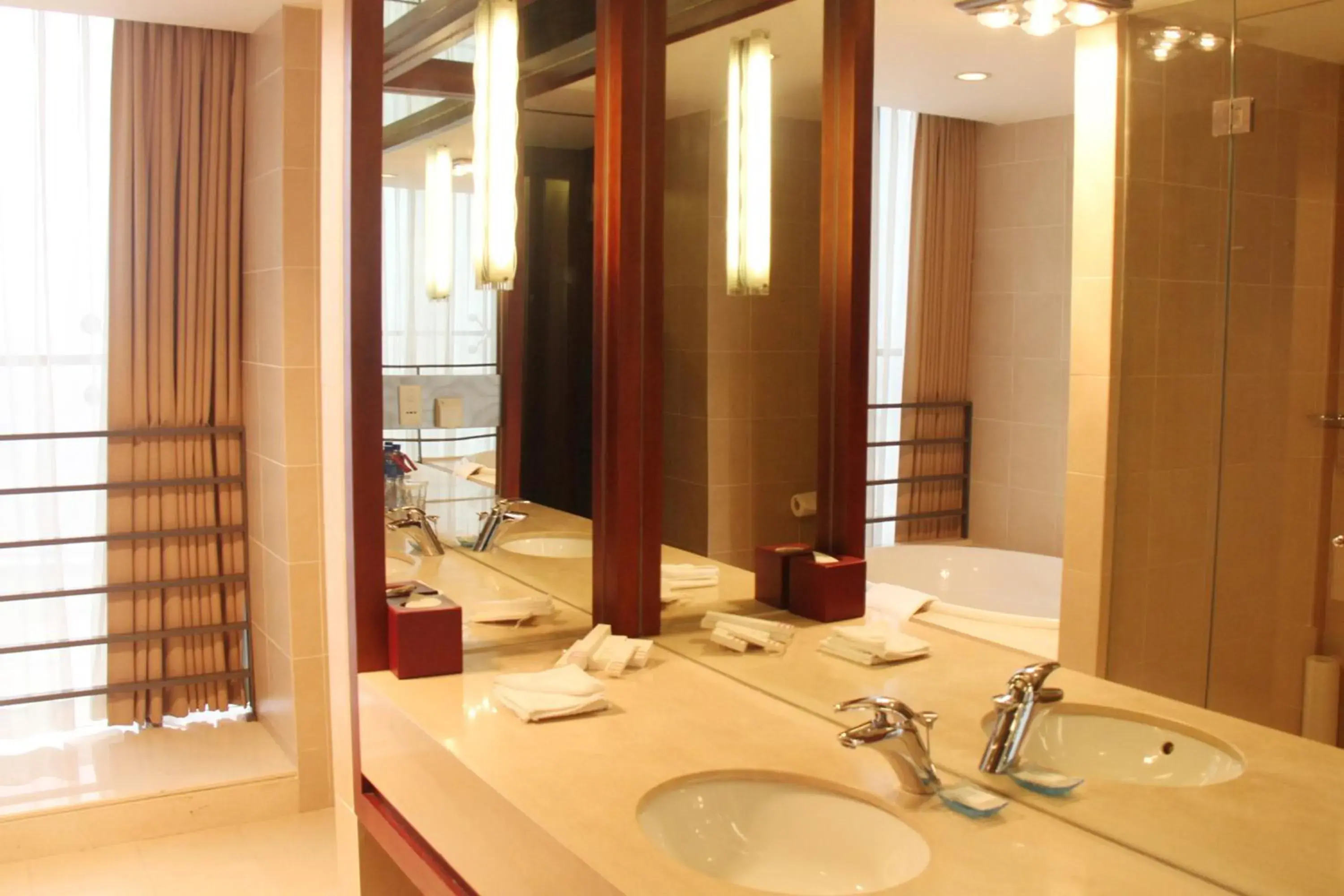 Bathroom in Mercure Wanshang Beijing Hotel