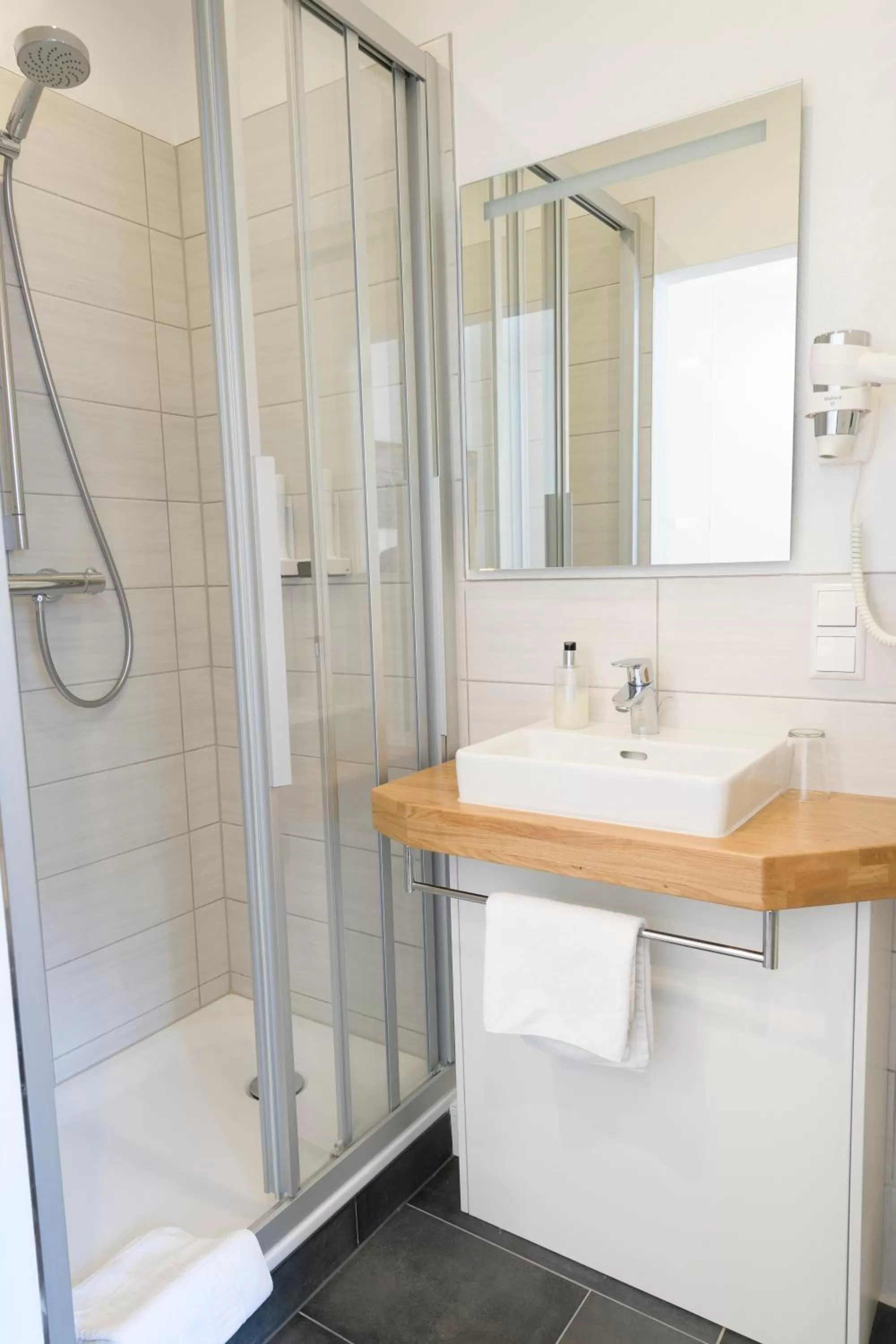 Bathroom in Hotel Garni Viktoria