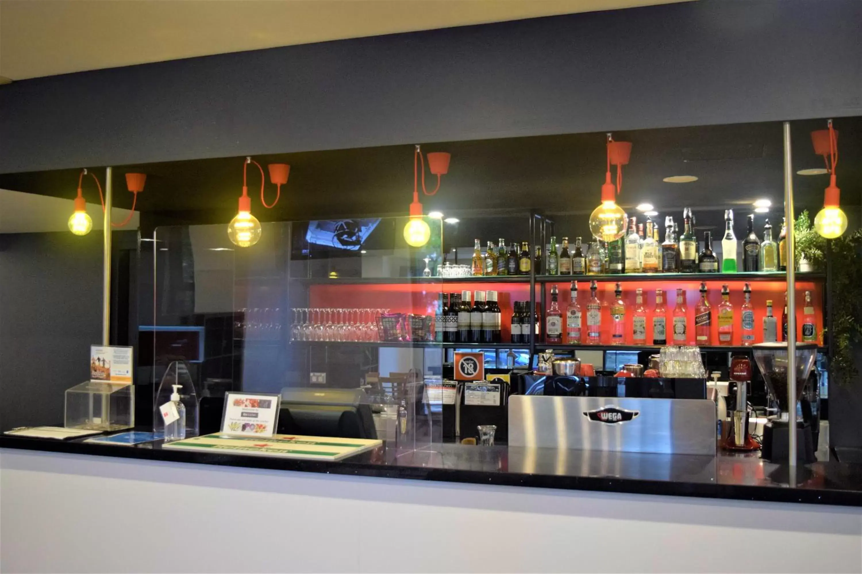 Restaurant/places to eat, Lounge/Bar in ibis Thornleigh