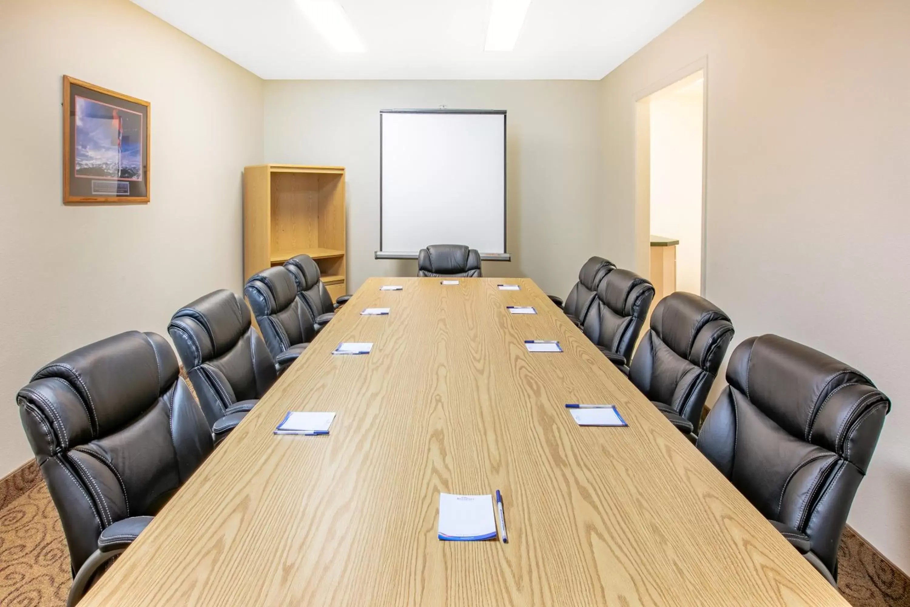 Meeting/conference room in Baymont by Wyndham Roswell