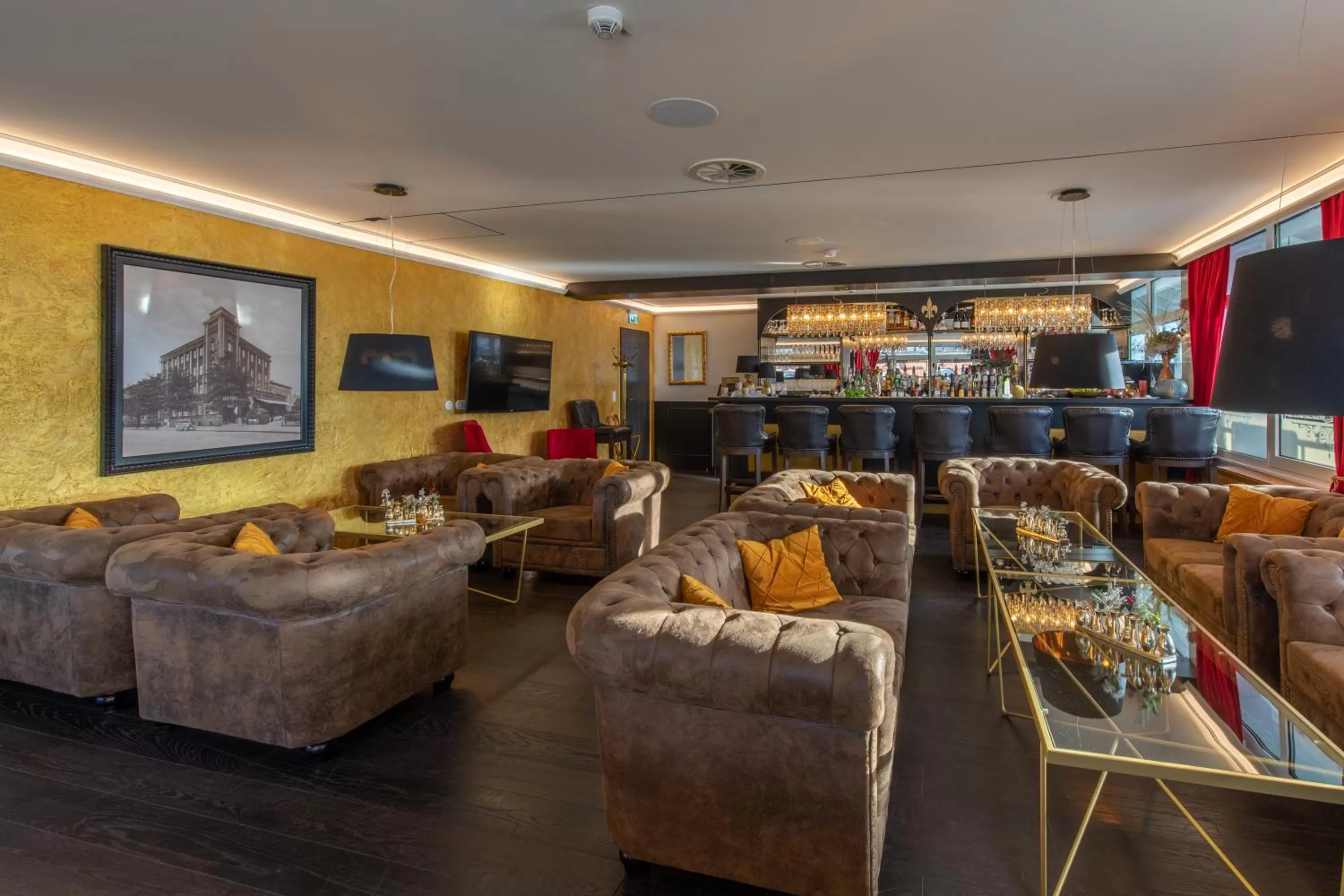 Lounge or bar in Nordhäuser Fürstenhof & TinySky-Resort