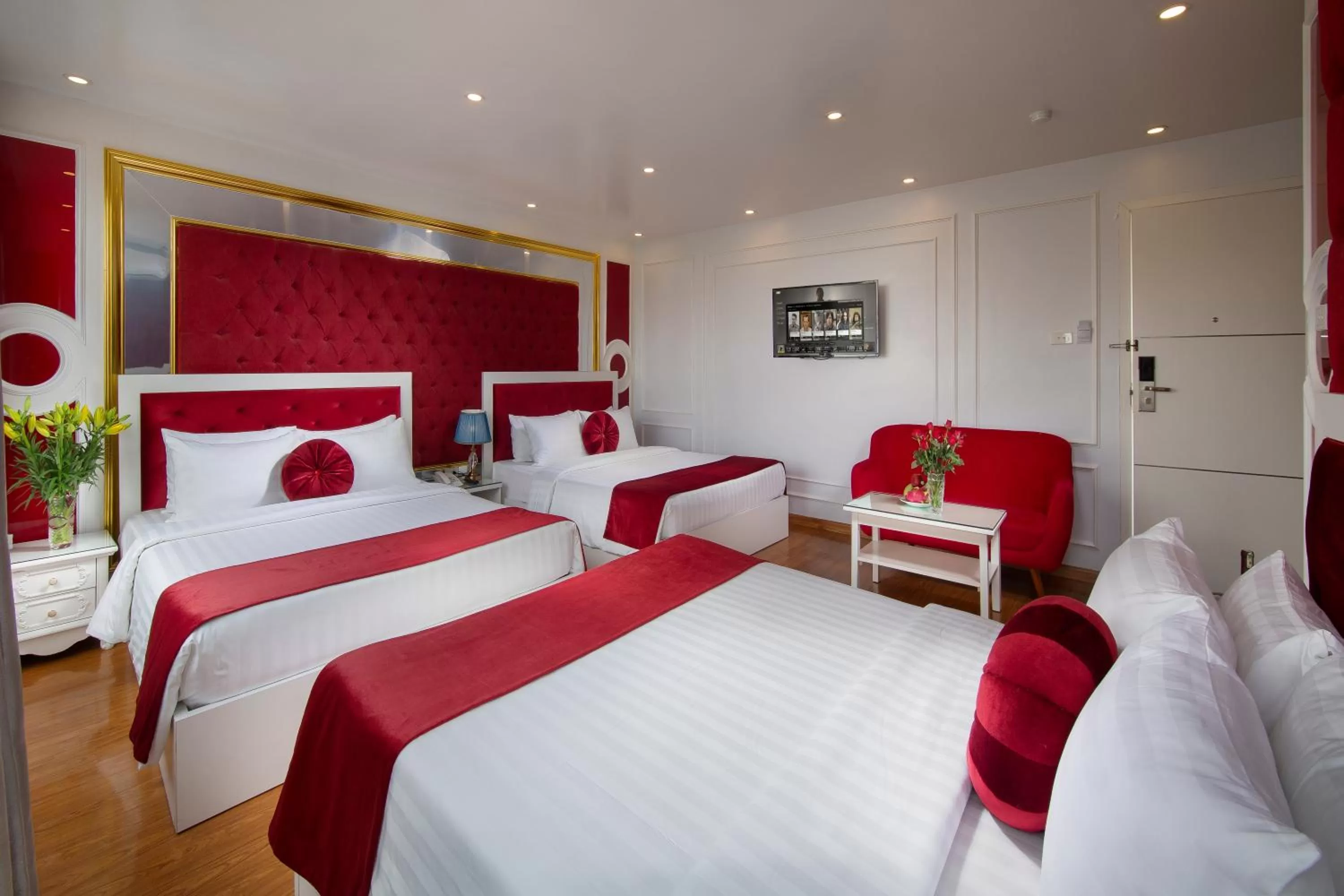 Bedroom, Bed in Hanoi Royal Palace Hotel 2