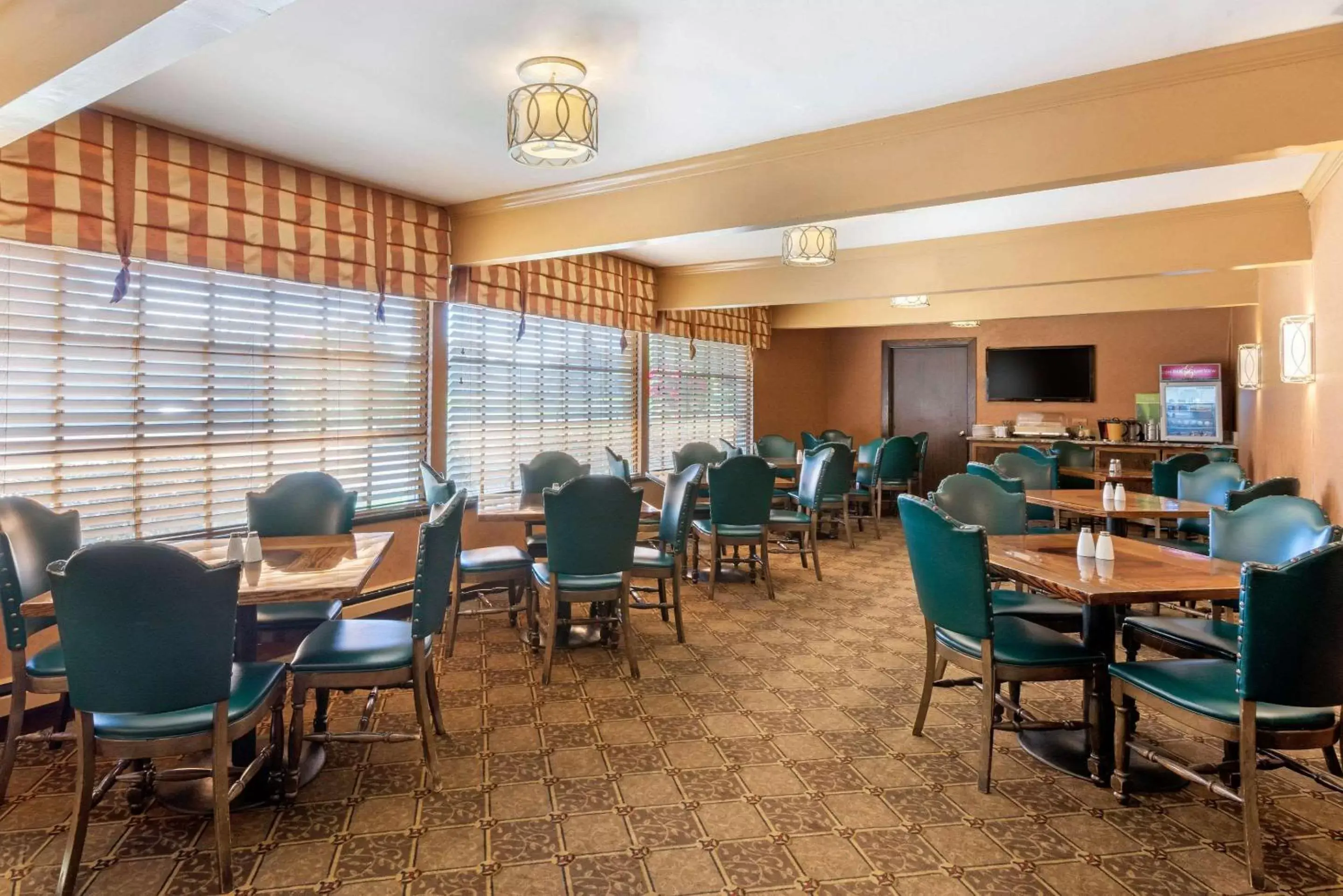Restaurant/Places to Eat in The Inn at Gran View Ogdensburg, Ascend Hotel Collection