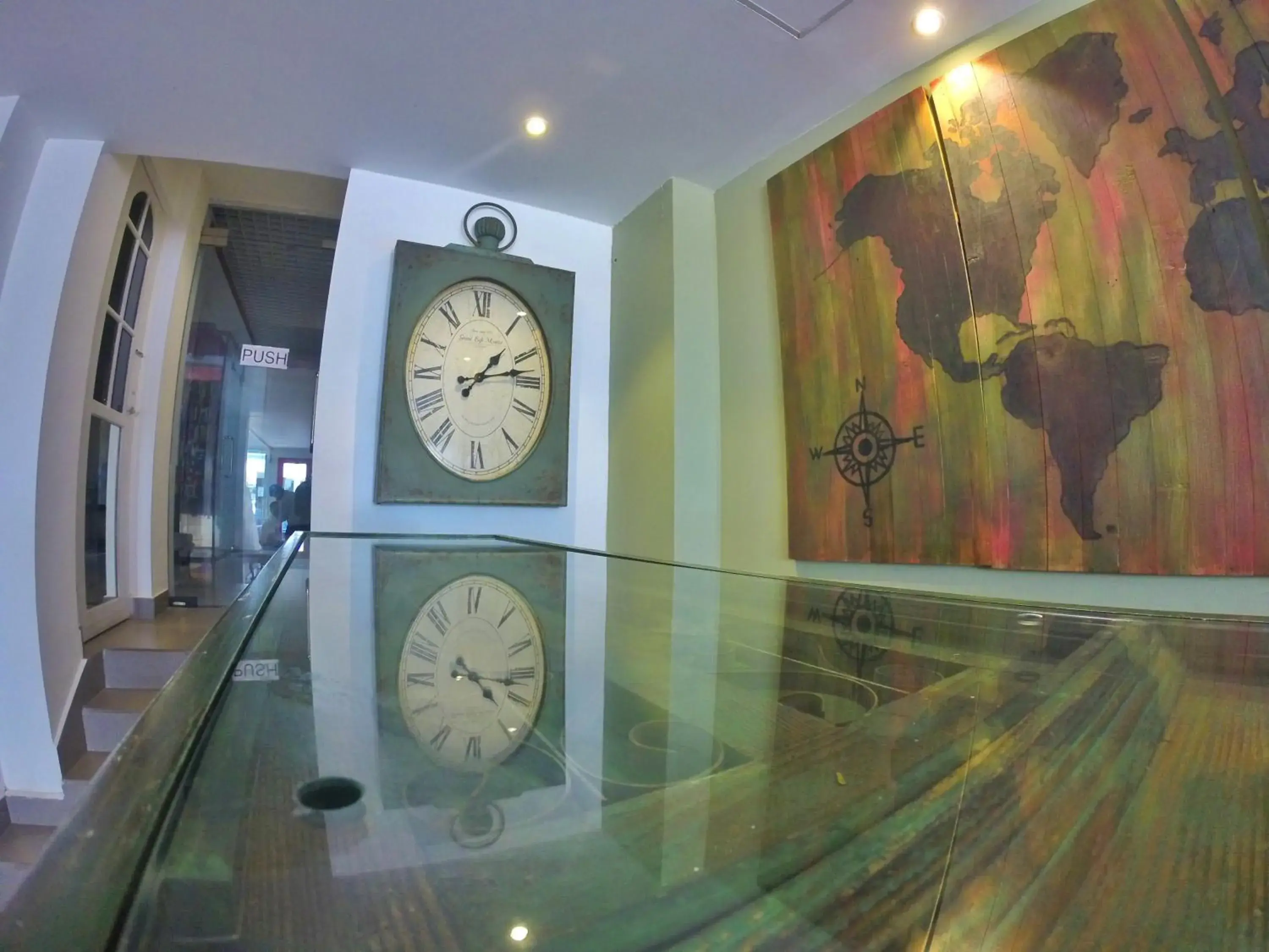 Lobby or reception in Ivy Lane Colombo Lobby or reception in Ivy Lane Colombo