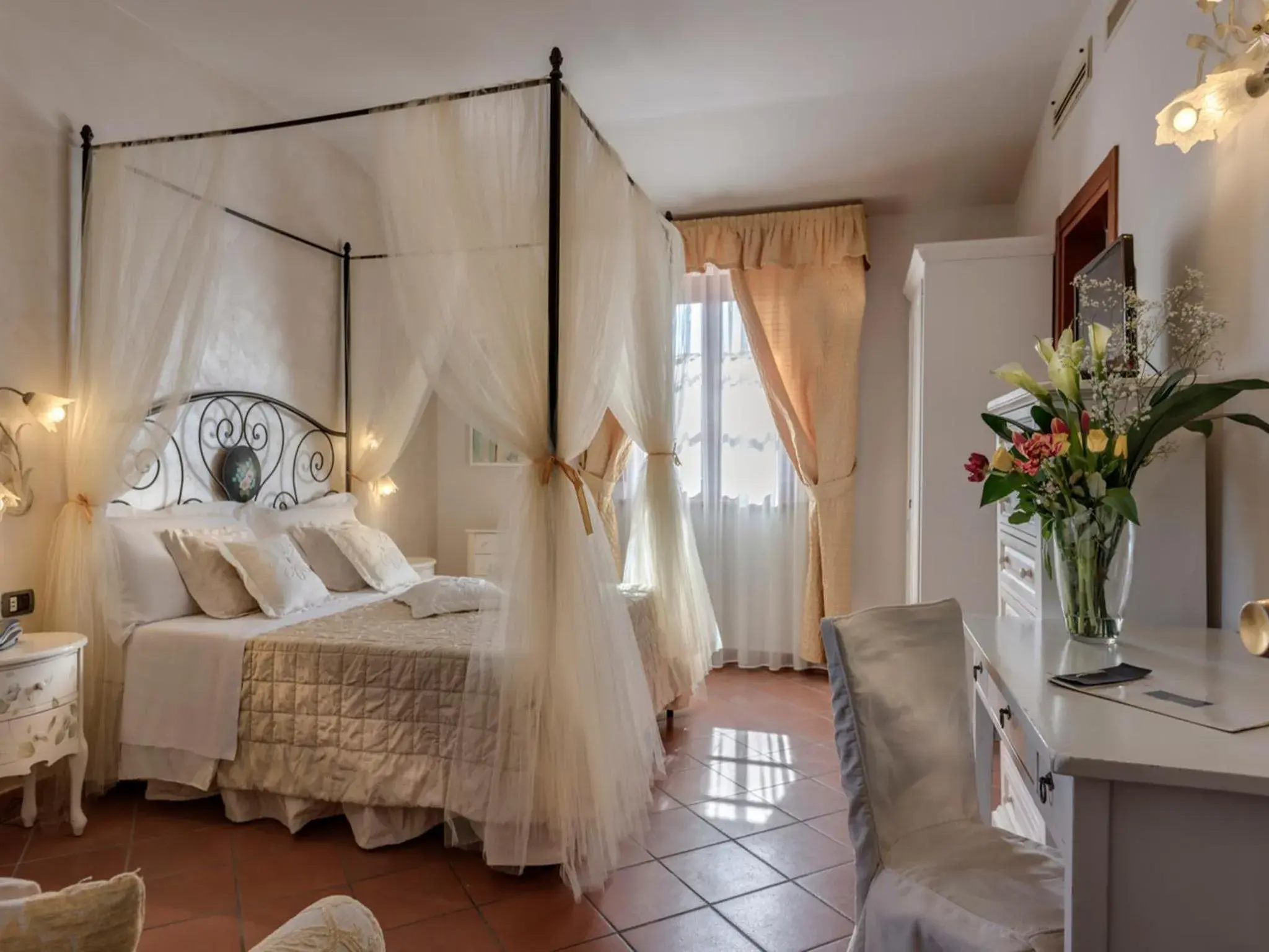 Bedroom, Bed in Hotel & Restaurant Casolare Le Terre Rosse