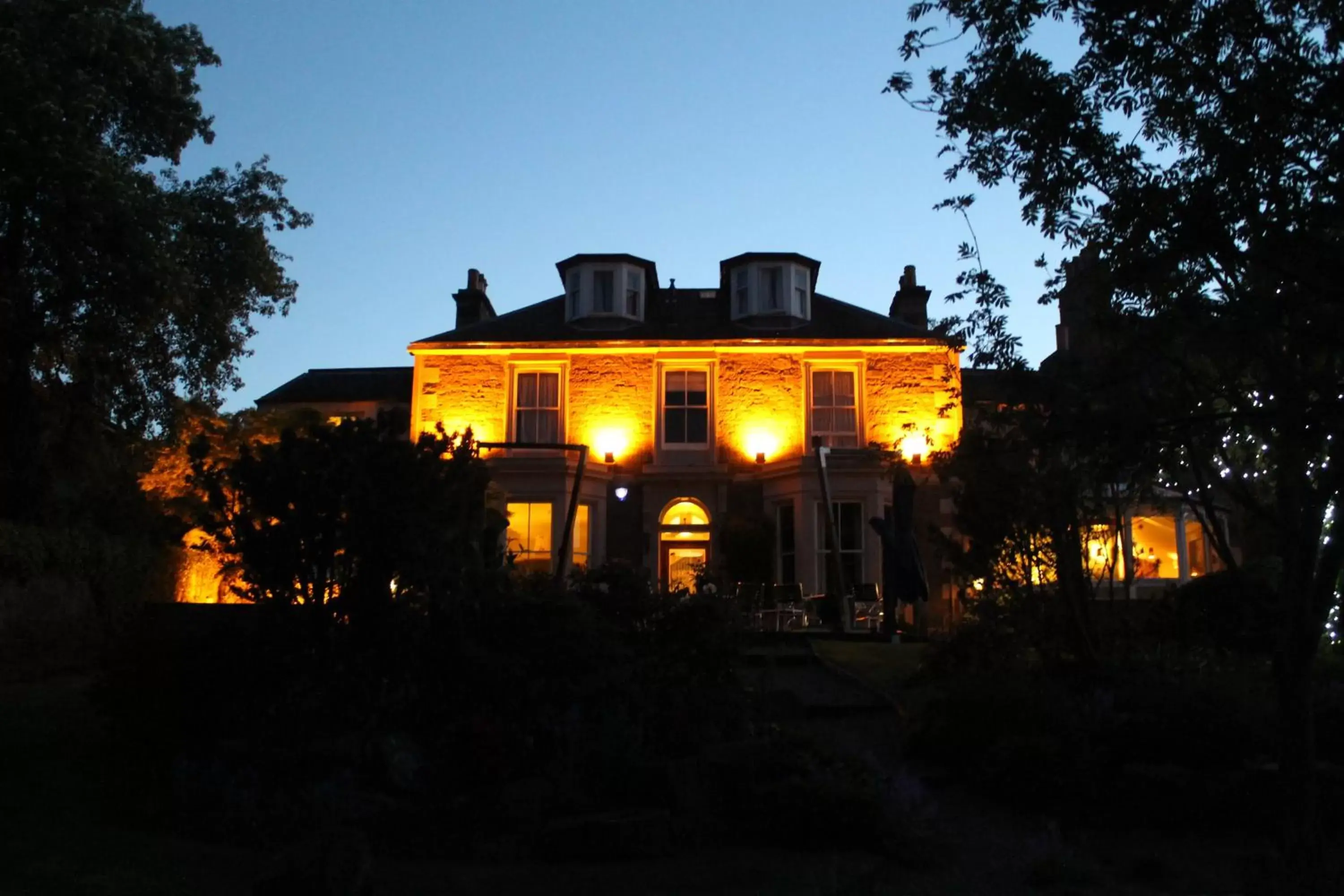 Facade/entrance, Property Building in The Parklands Hotel