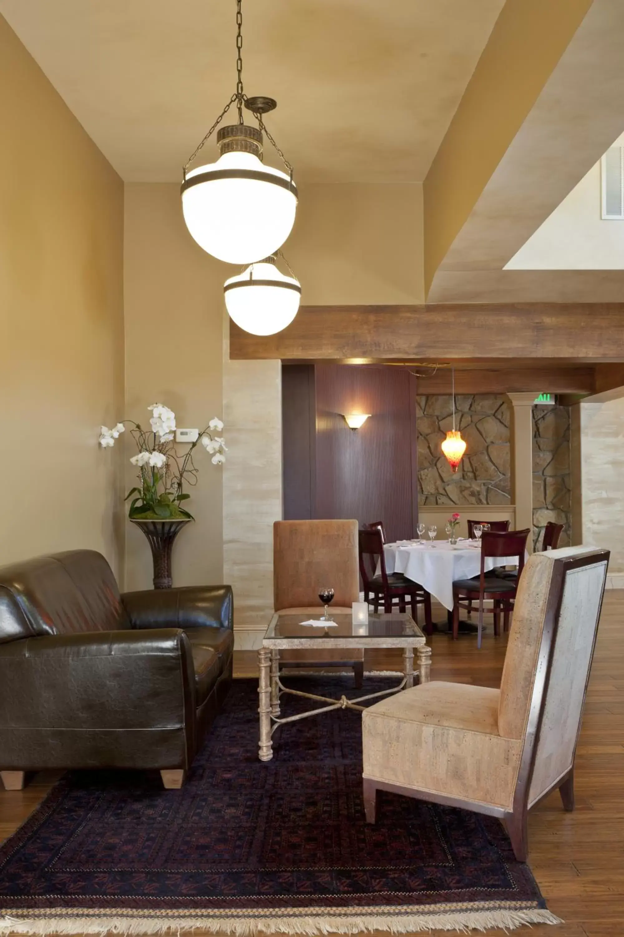 Restaurant/places to eat, Seating Area in The Creekside Inn