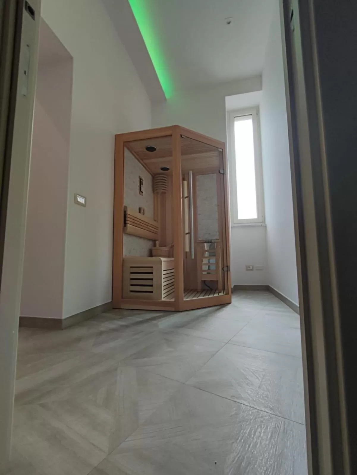 Bathroom in Twin Towers Naples Luxury