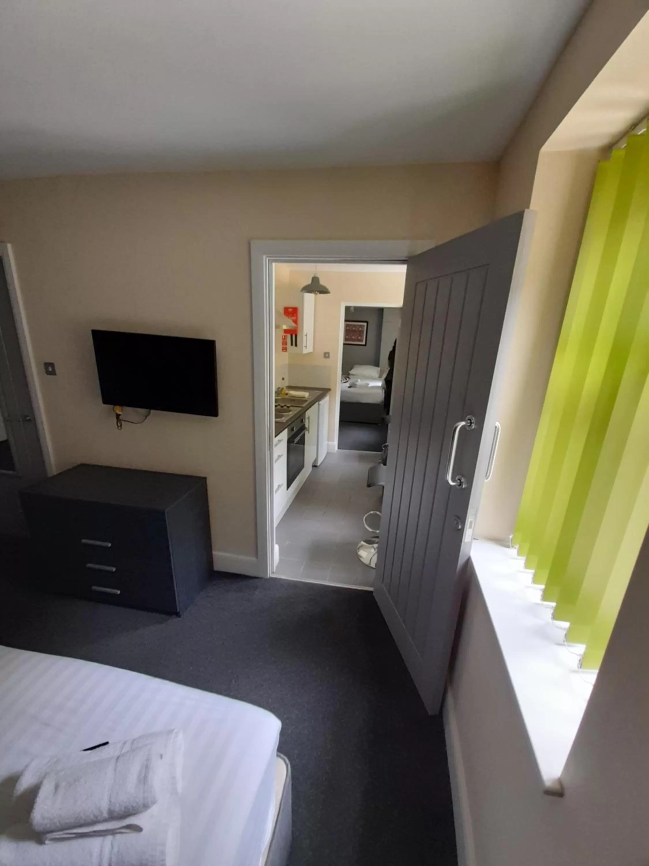 Seating area, Bed in Potbank