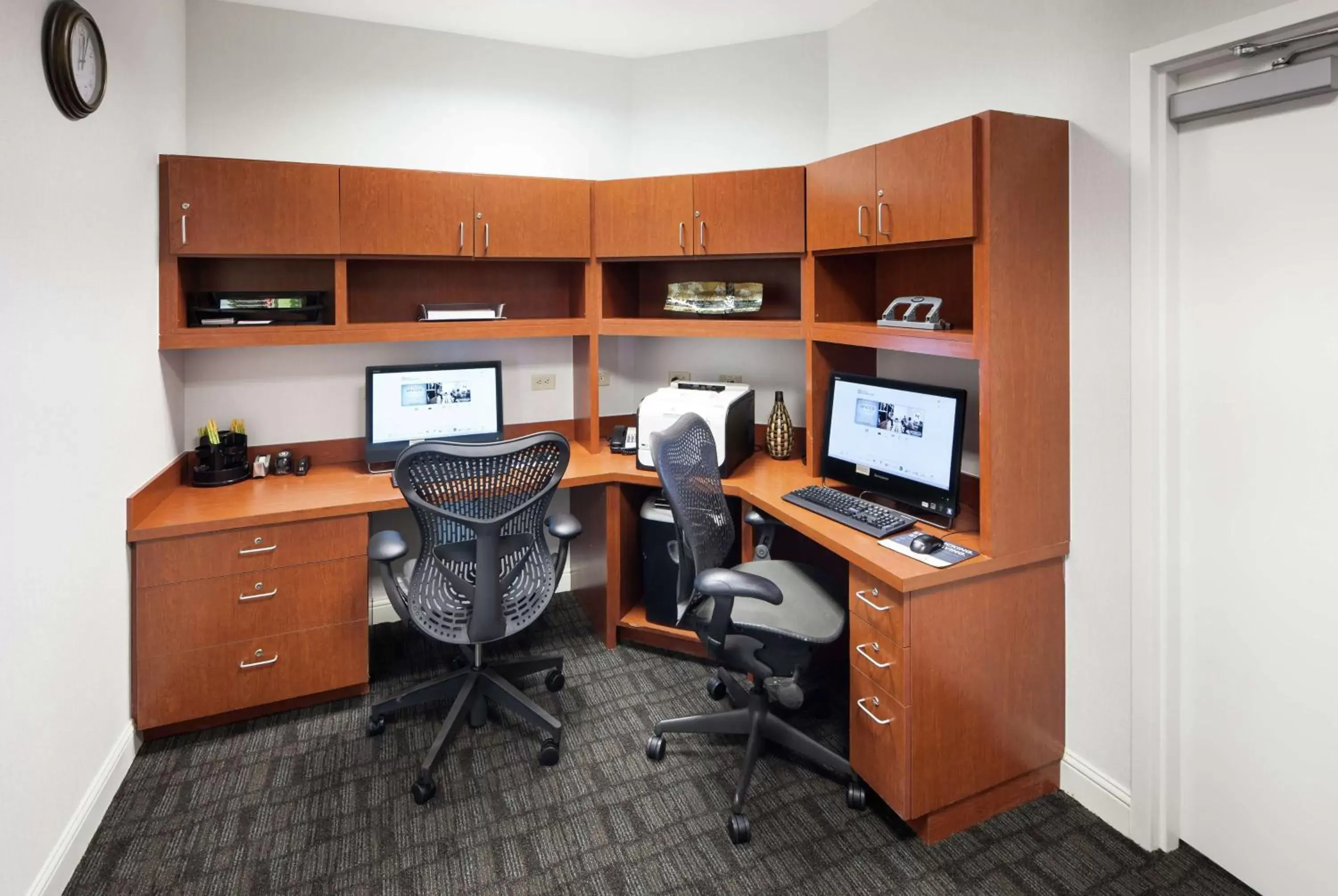 Business facilities, Business Area/Conference Room in Hilton Garden Inn Frisco
