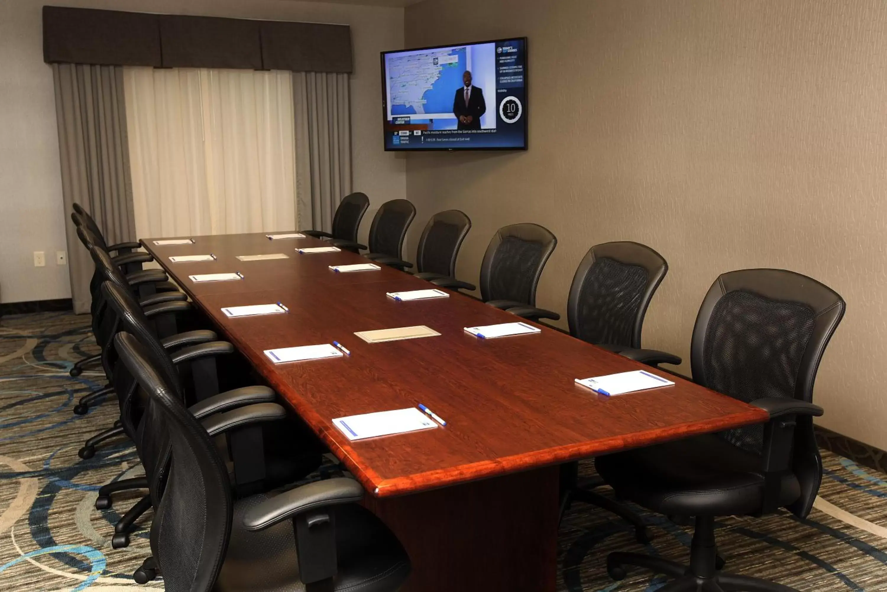 Meeting/conference room in Holiday Inn Express & Suites Omaha South Ralston Arena, an IHG Hotel