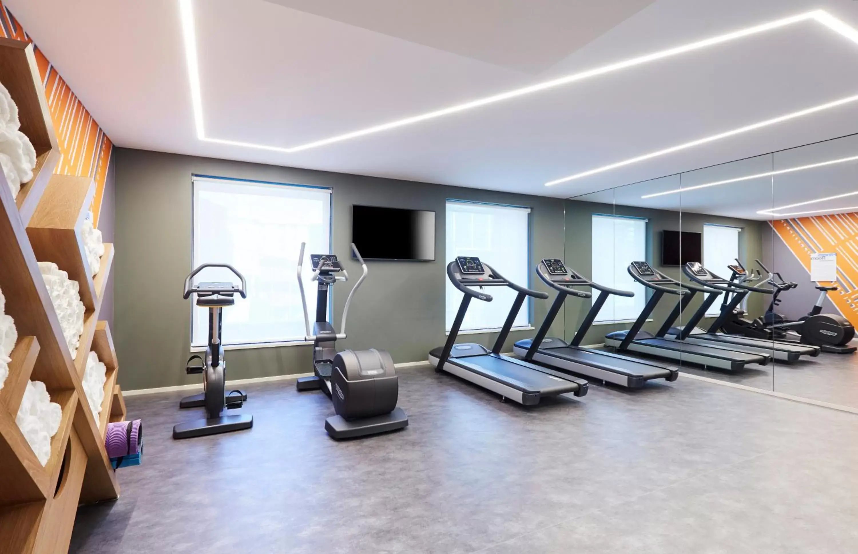 Fitness centre/facilities, Fitness Center/Facilities in Holiday Inn Express Brisbane Central, an IHG Hotel